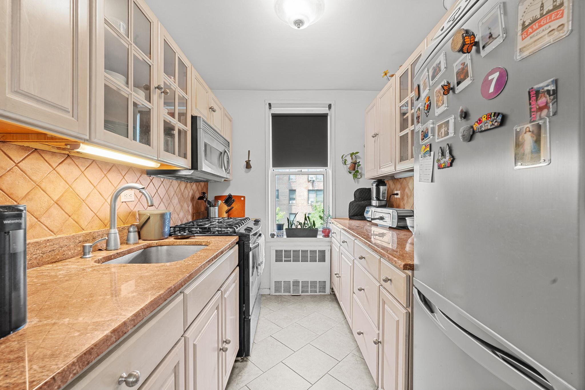 33-05 92nd Street 4b Property Photo 3