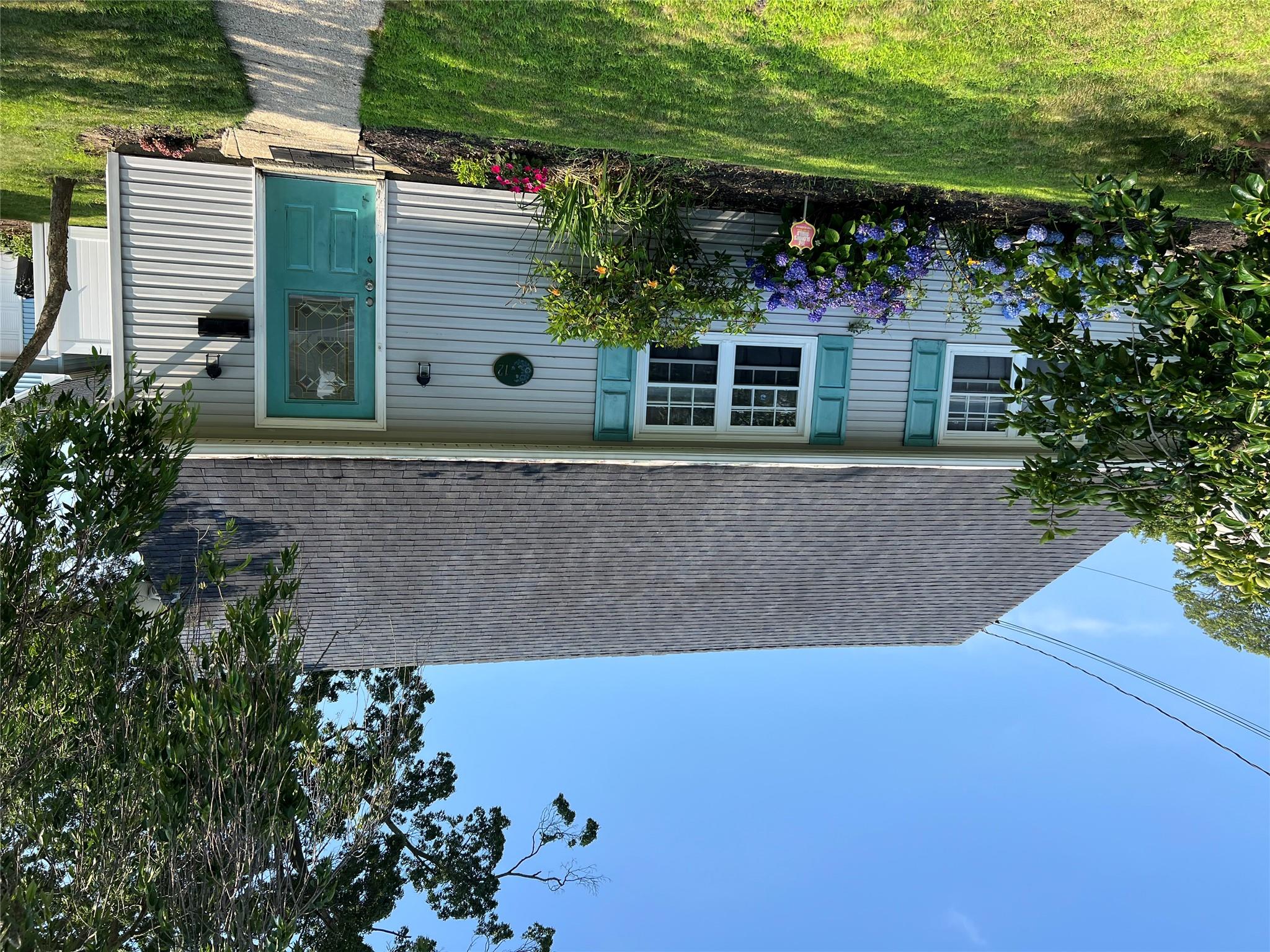 12 Florida Avenue Property Photo 1