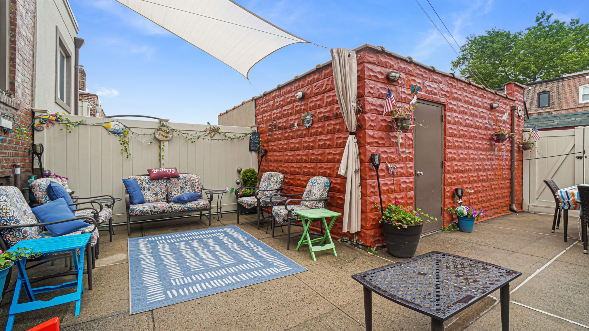 6477 82nd Place Property Photo 19