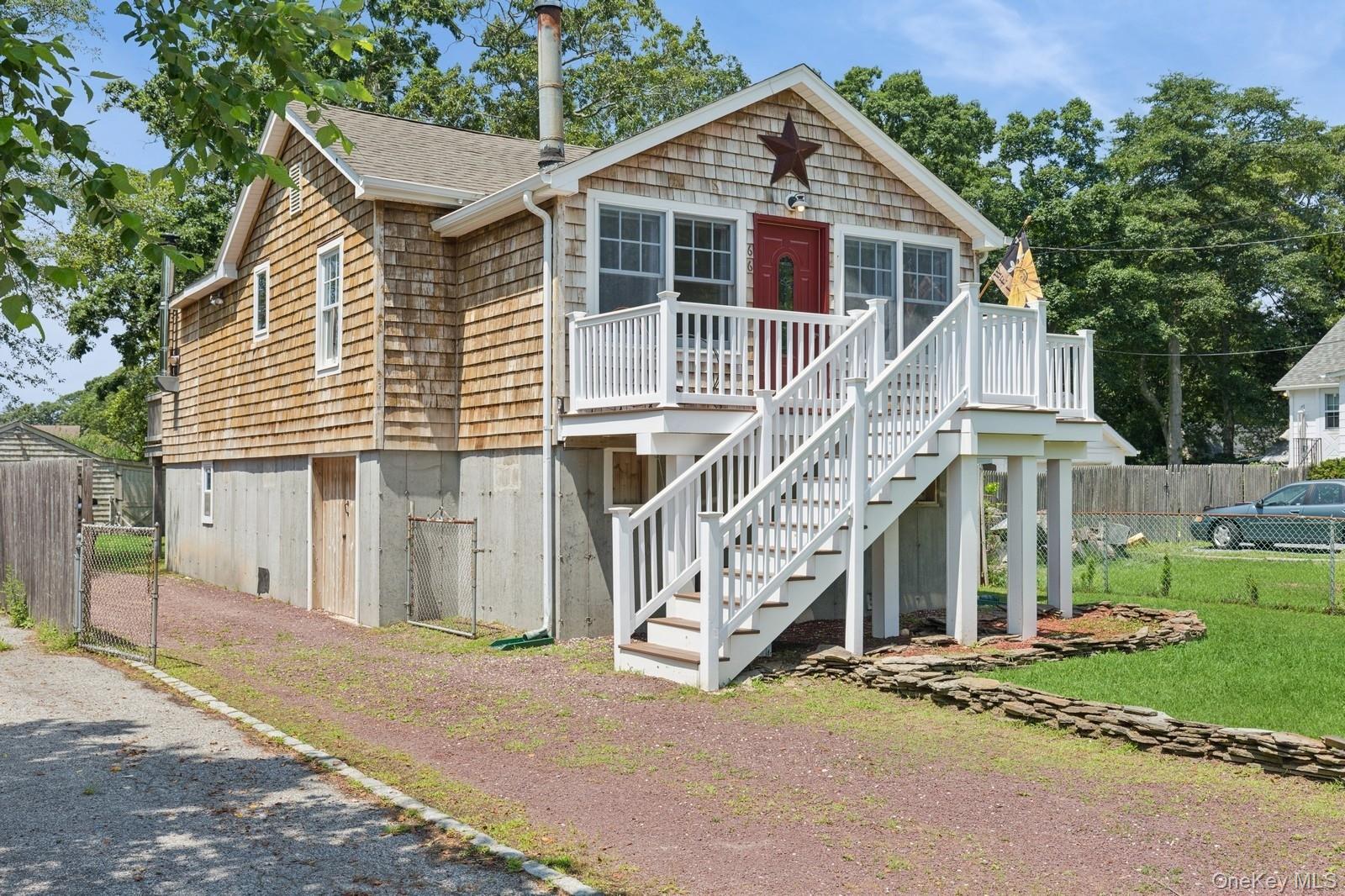 66 Lynbrook Drive Property Photo 1