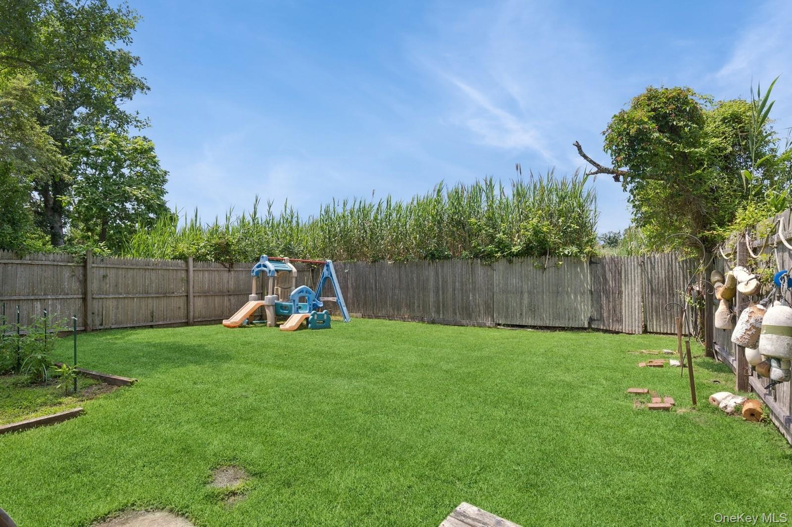 66 Lynbrook Drive Property Photo 27