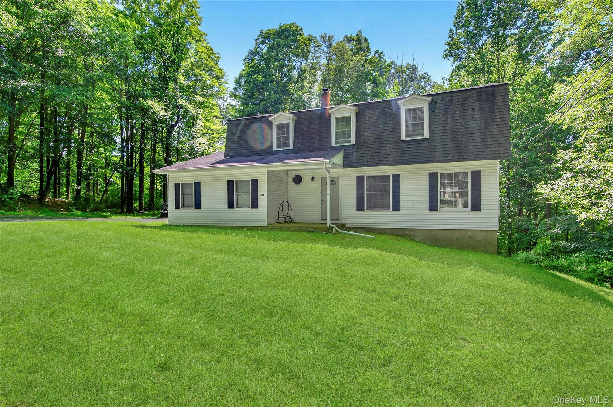 300 Estrada Road Property Photo 1