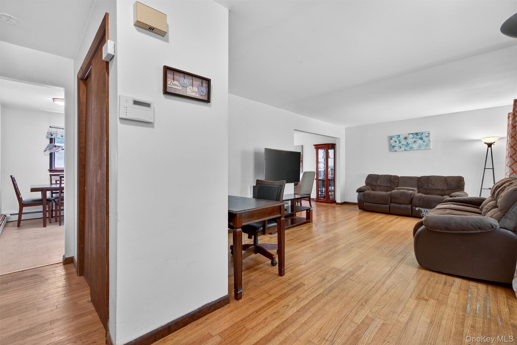 300 Estrada Road Property Photo 22