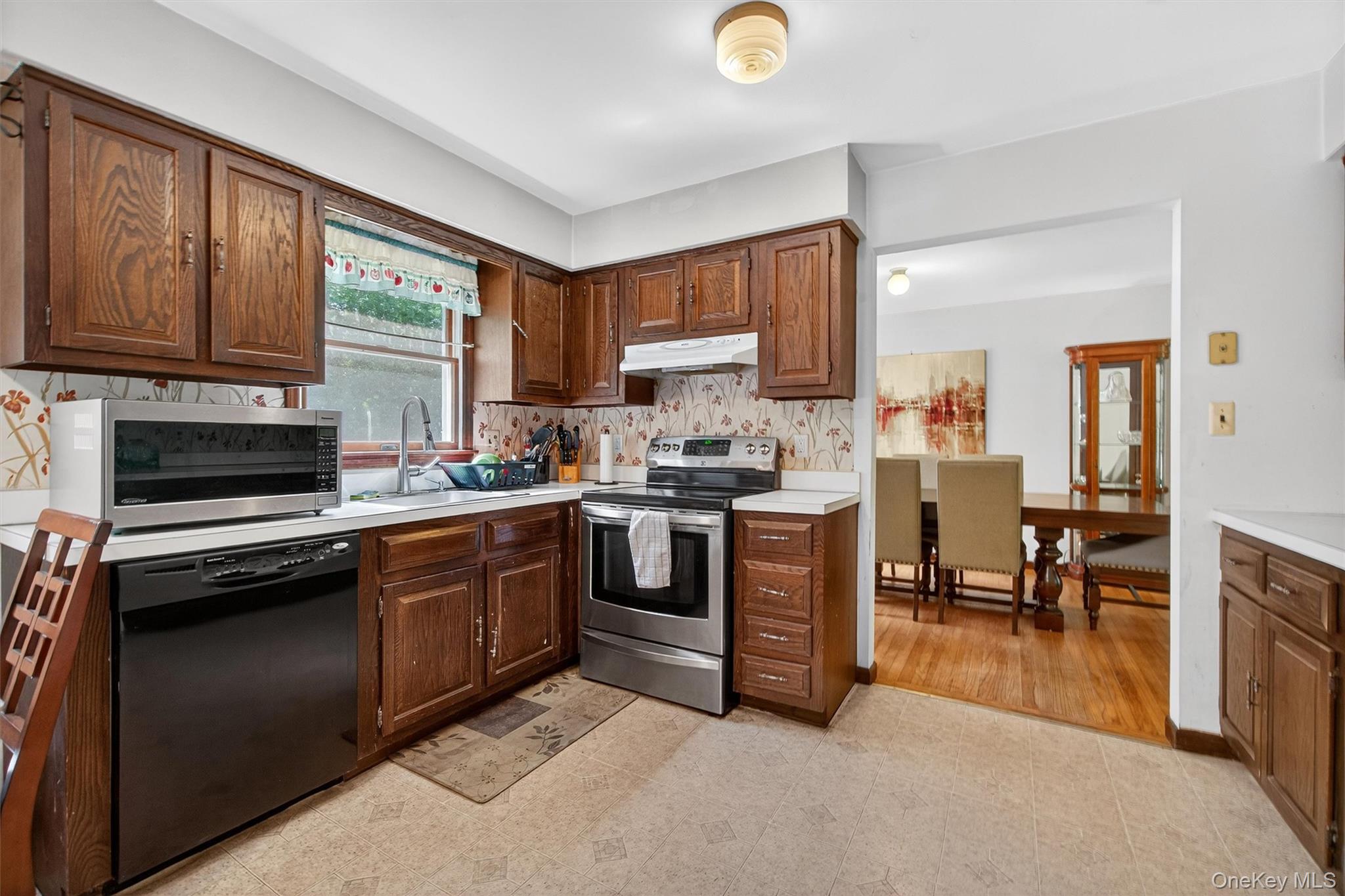 300 Estrada Road Property Photo 31