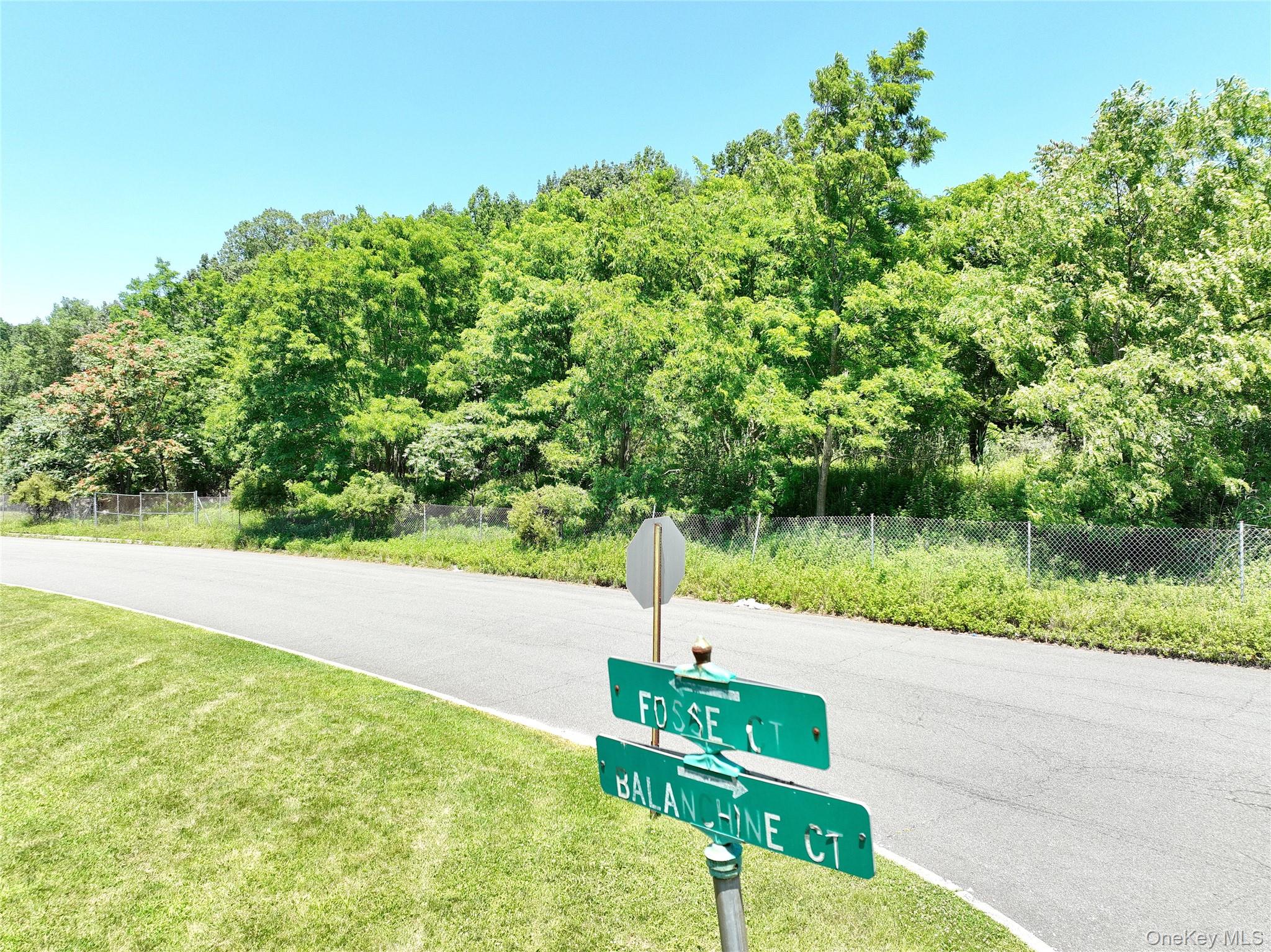 10 Fosse Court Property Photo 26