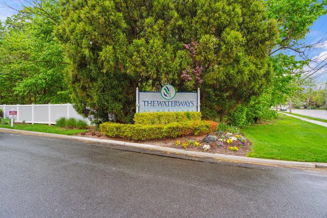 188 River Drive Property Photo 1