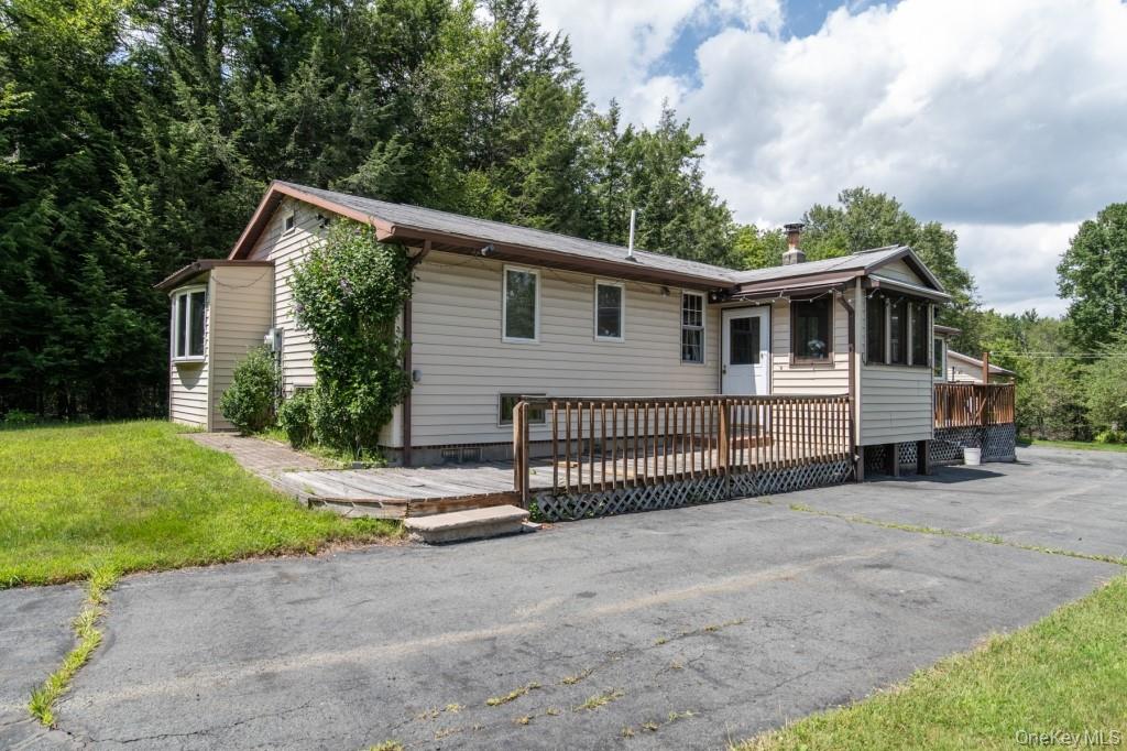139 Haddock Road Property Photo 3