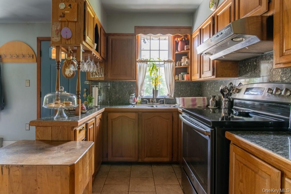 139 Haddock Road Property Photo 17