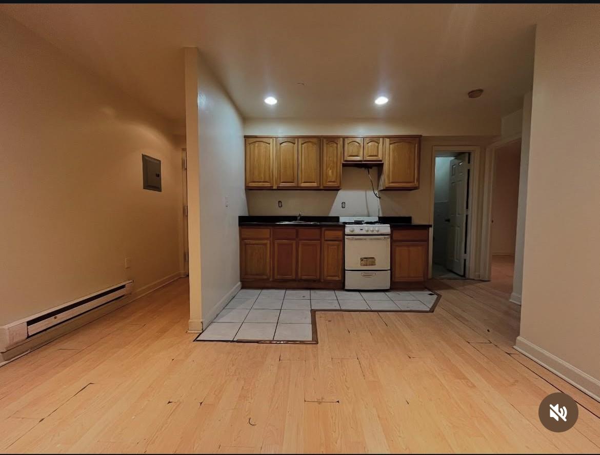 886804 Property Photo 1