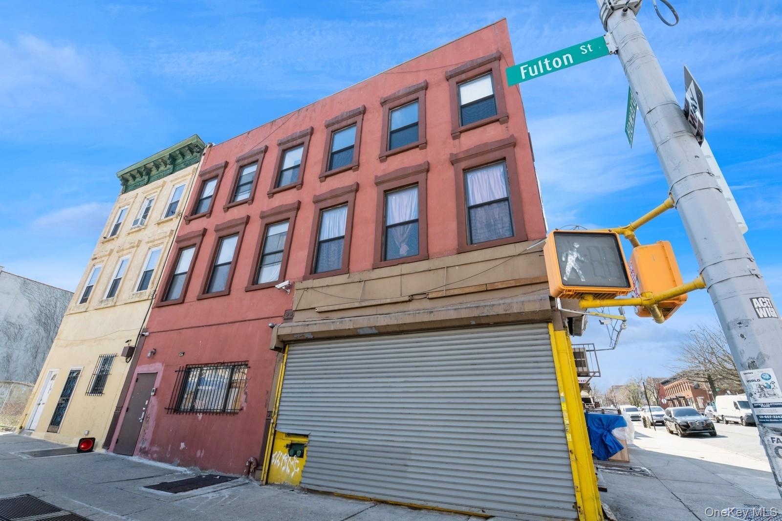275 Howard Avenue Property Photo 6