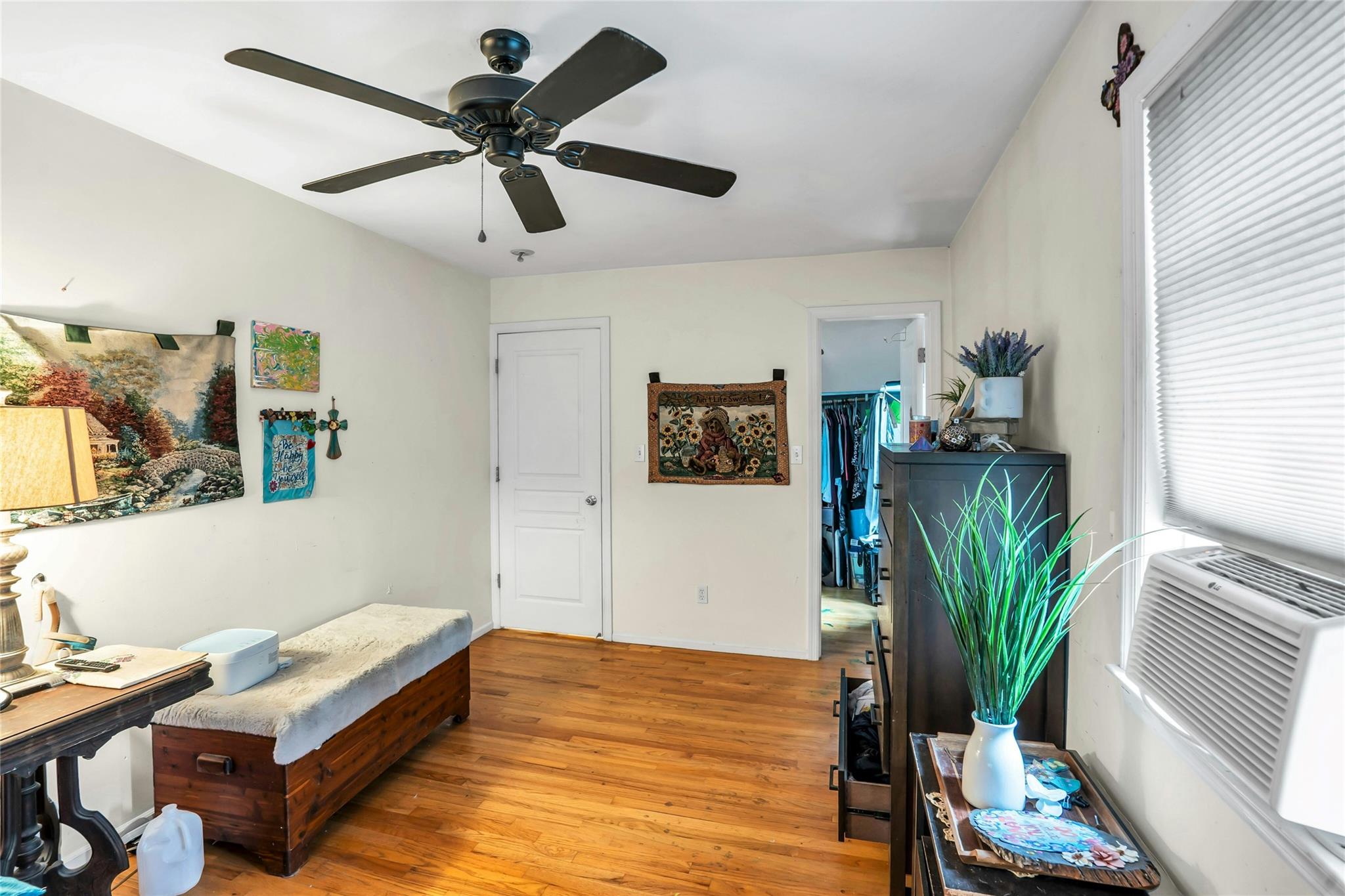 11 Grove Avenue Property Photo 13