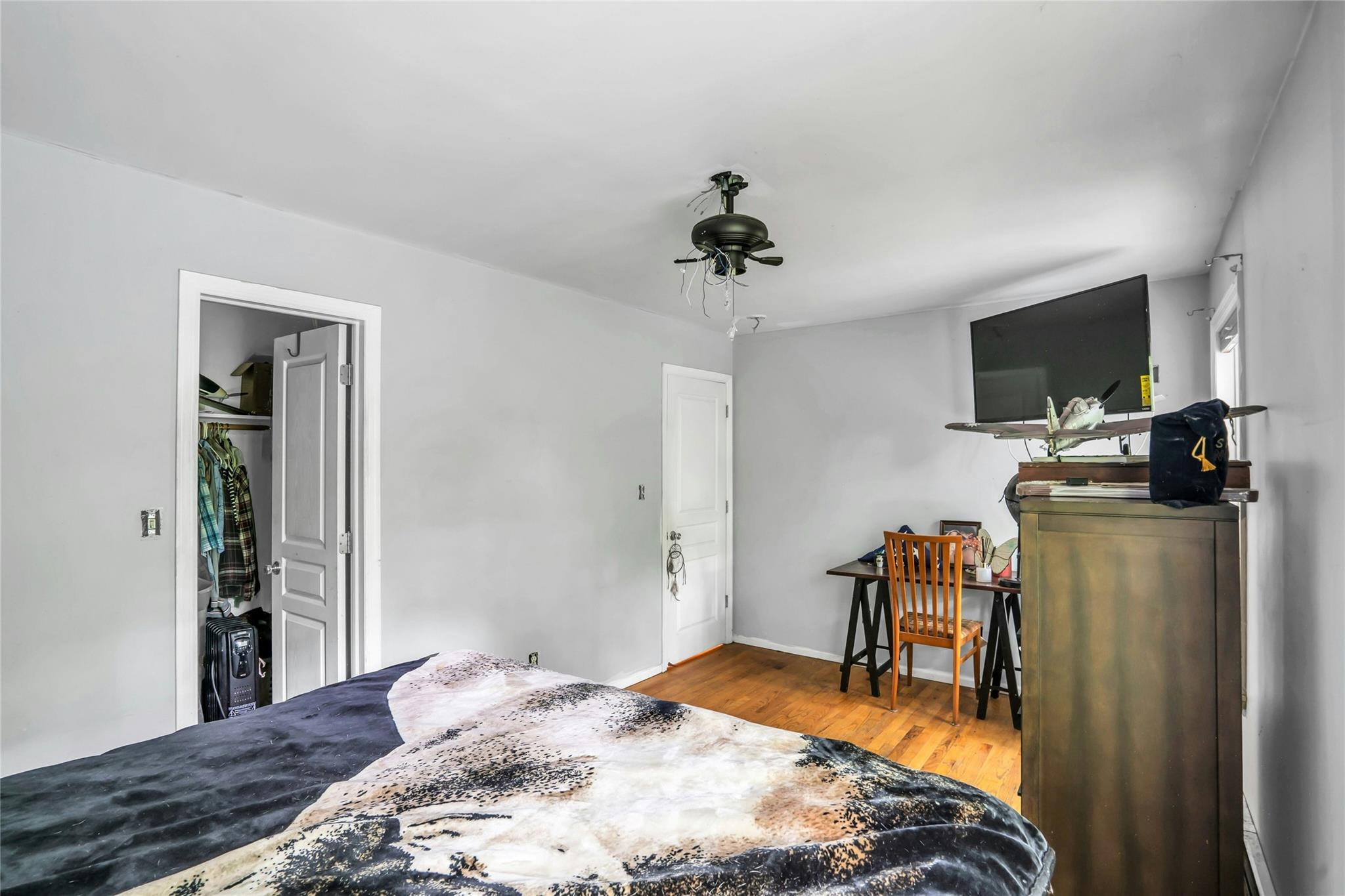 11 Grove Avenue Property Photo 15