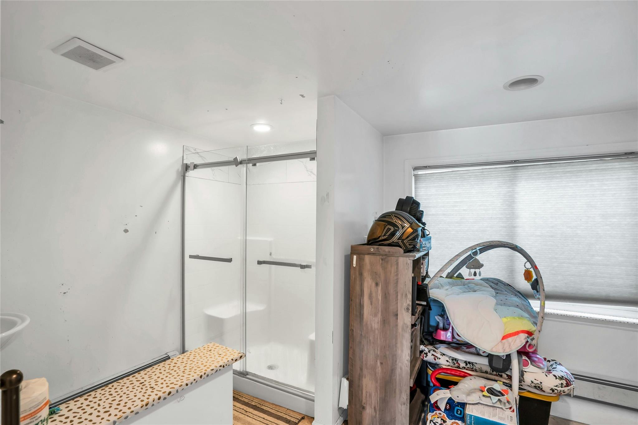 11 Grove Avenue Property Photo 18