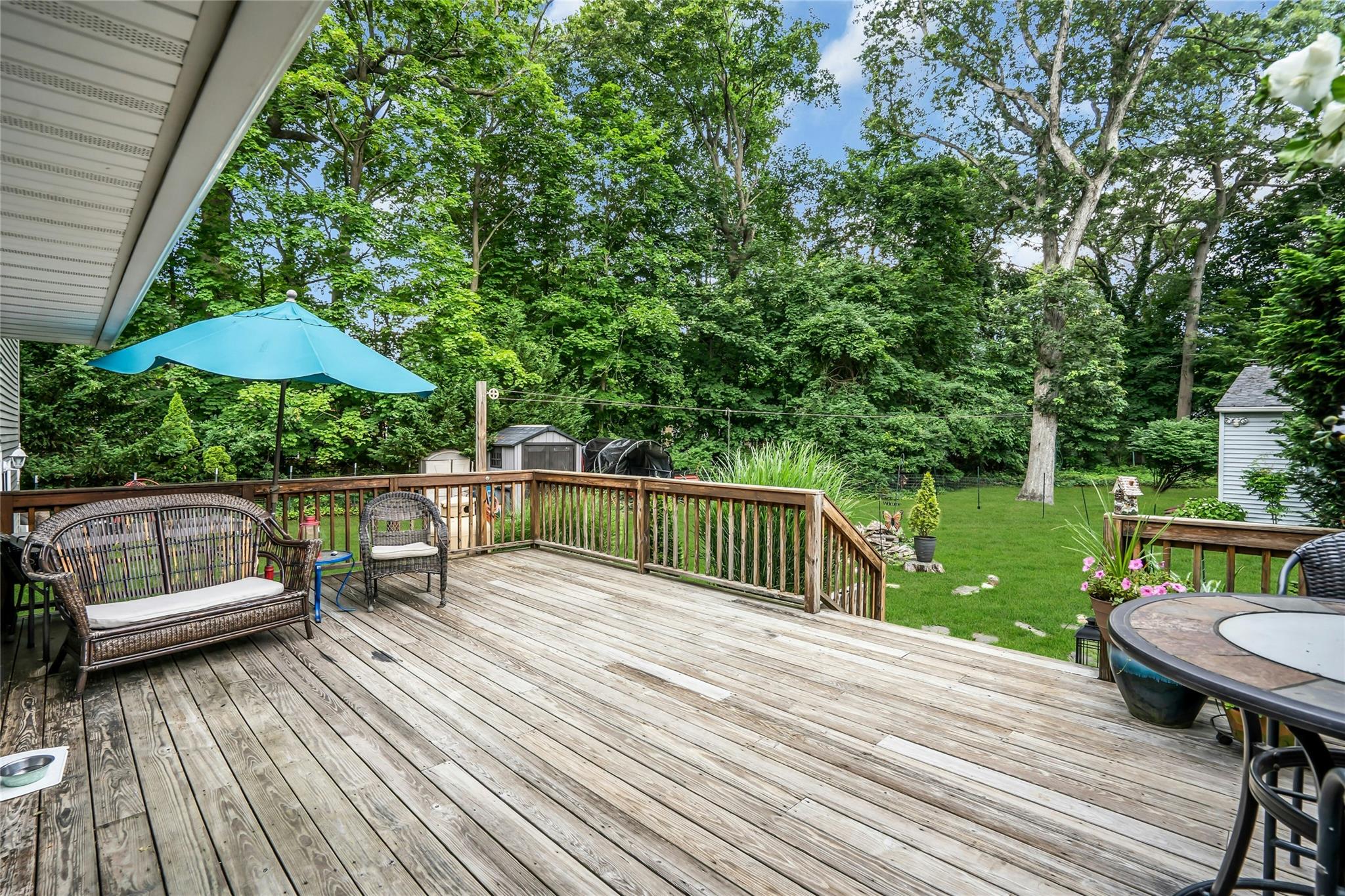 11 Grove Avenue Property Photo 22