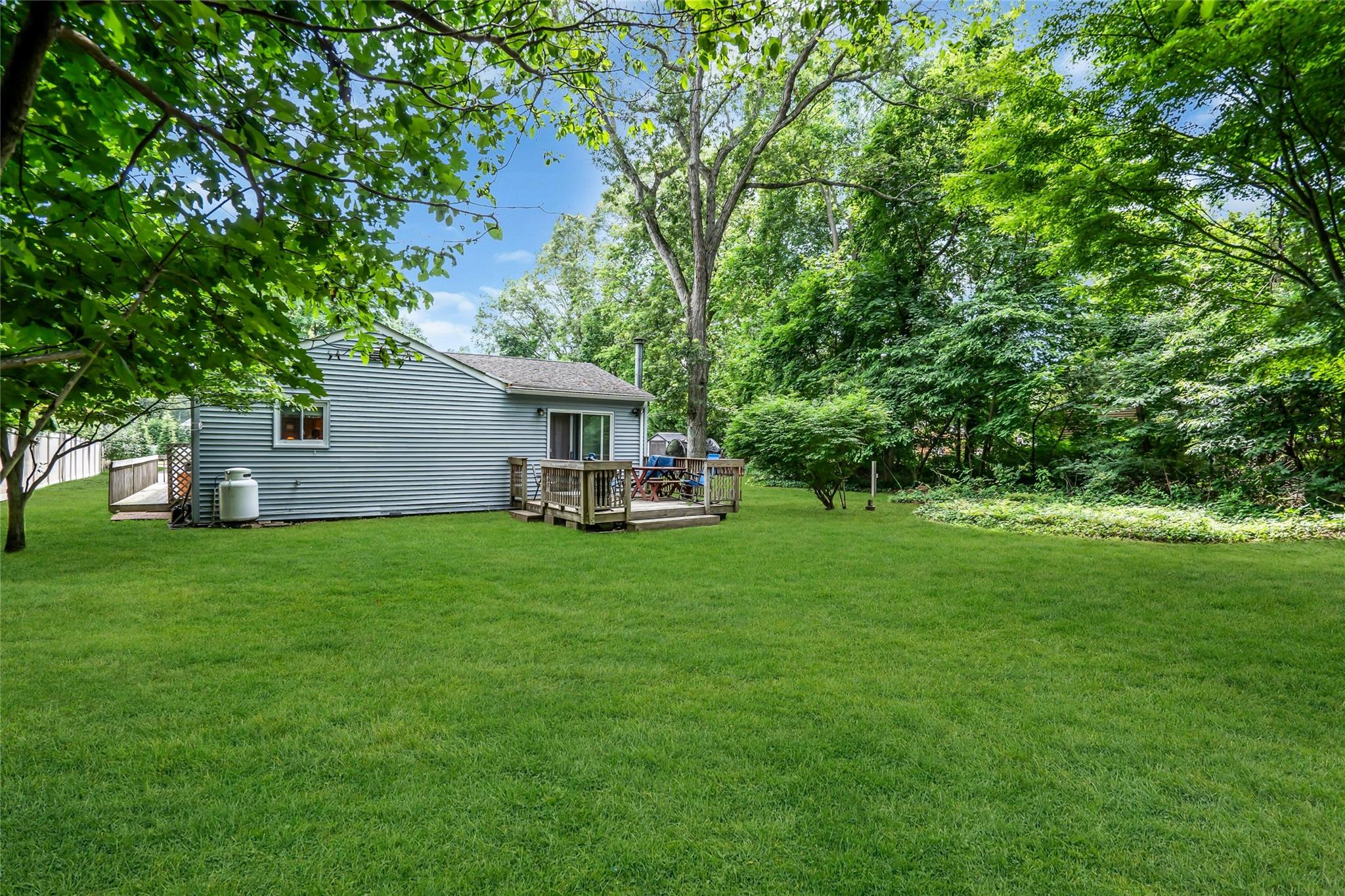 11 Grove Avenue Property Photo 32