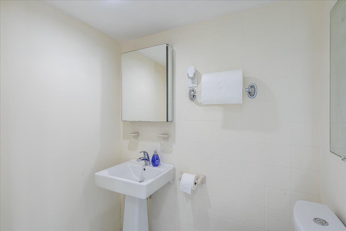 53-26 61st Street Property Photo 32