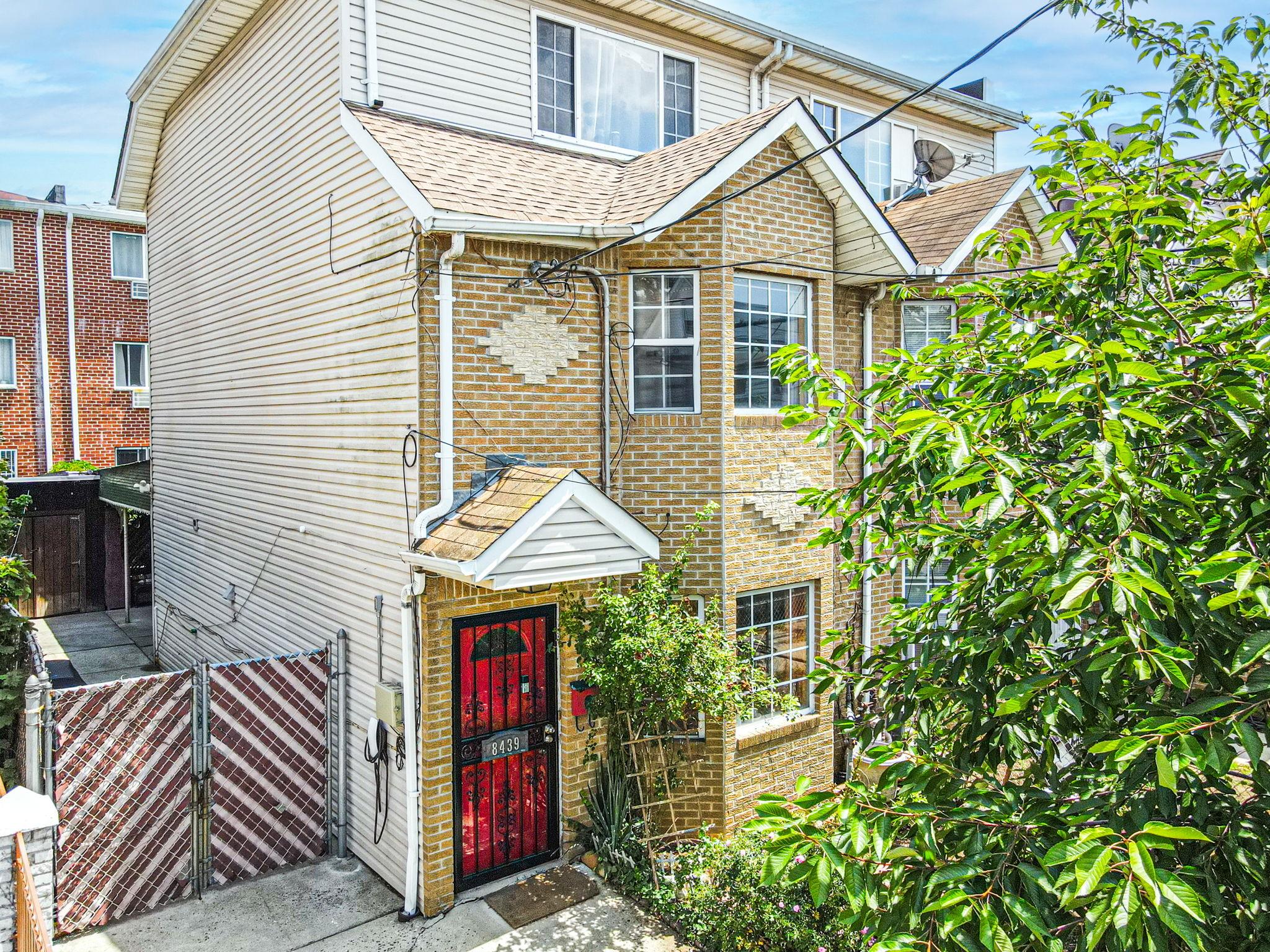 8439 130th Street Property Photo 1