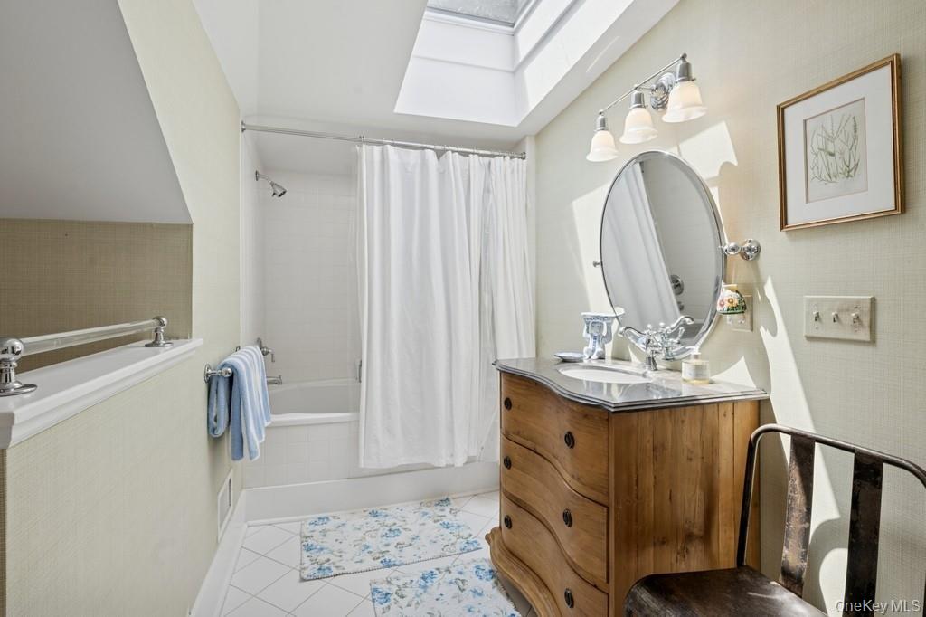 163 Halsey Street Property Photo 25