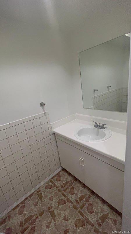 596 Beech Ter. Beech Terrace Property Photo 10