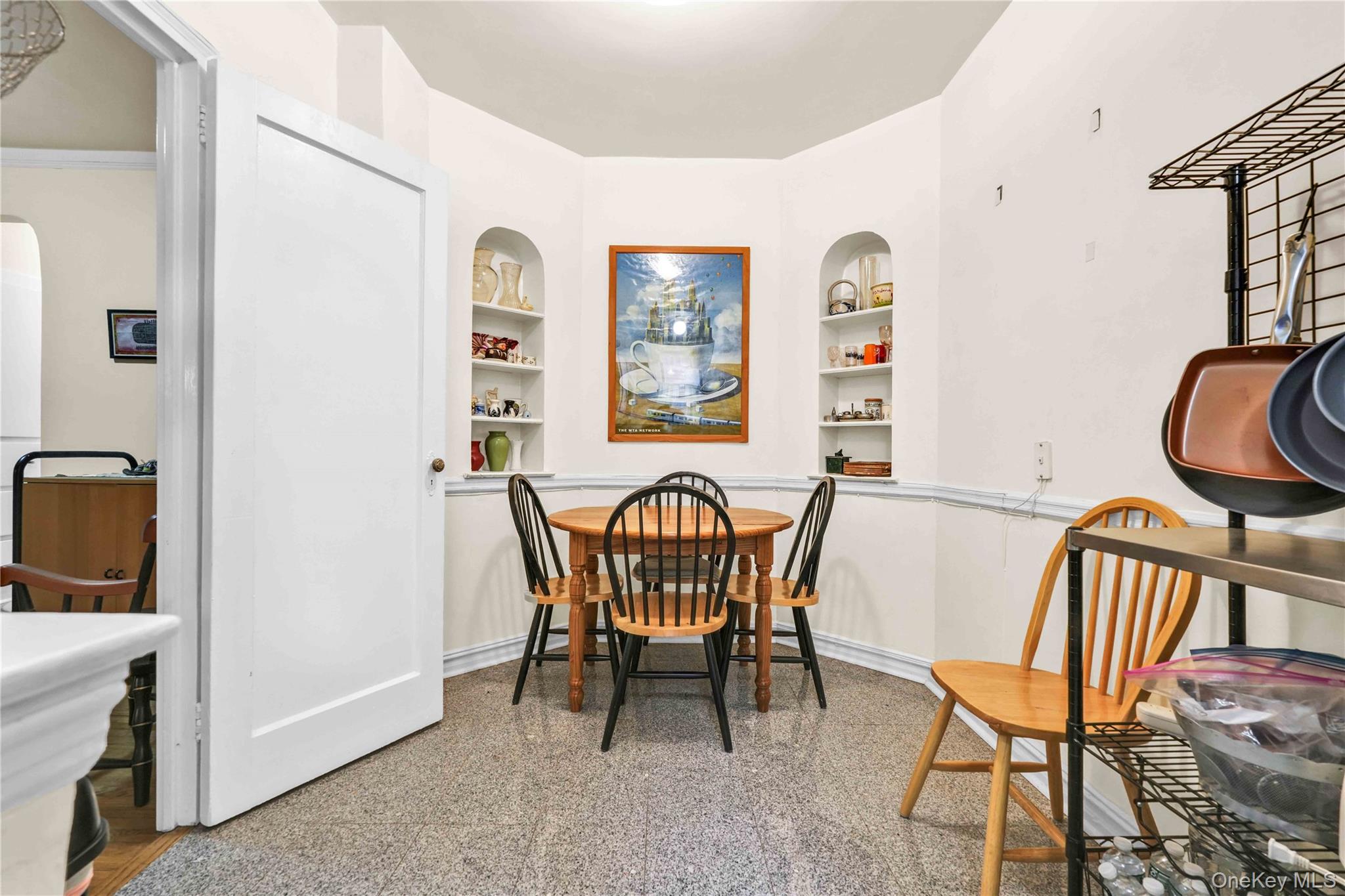 84-51 Beverly Road 5p Property Photo 10