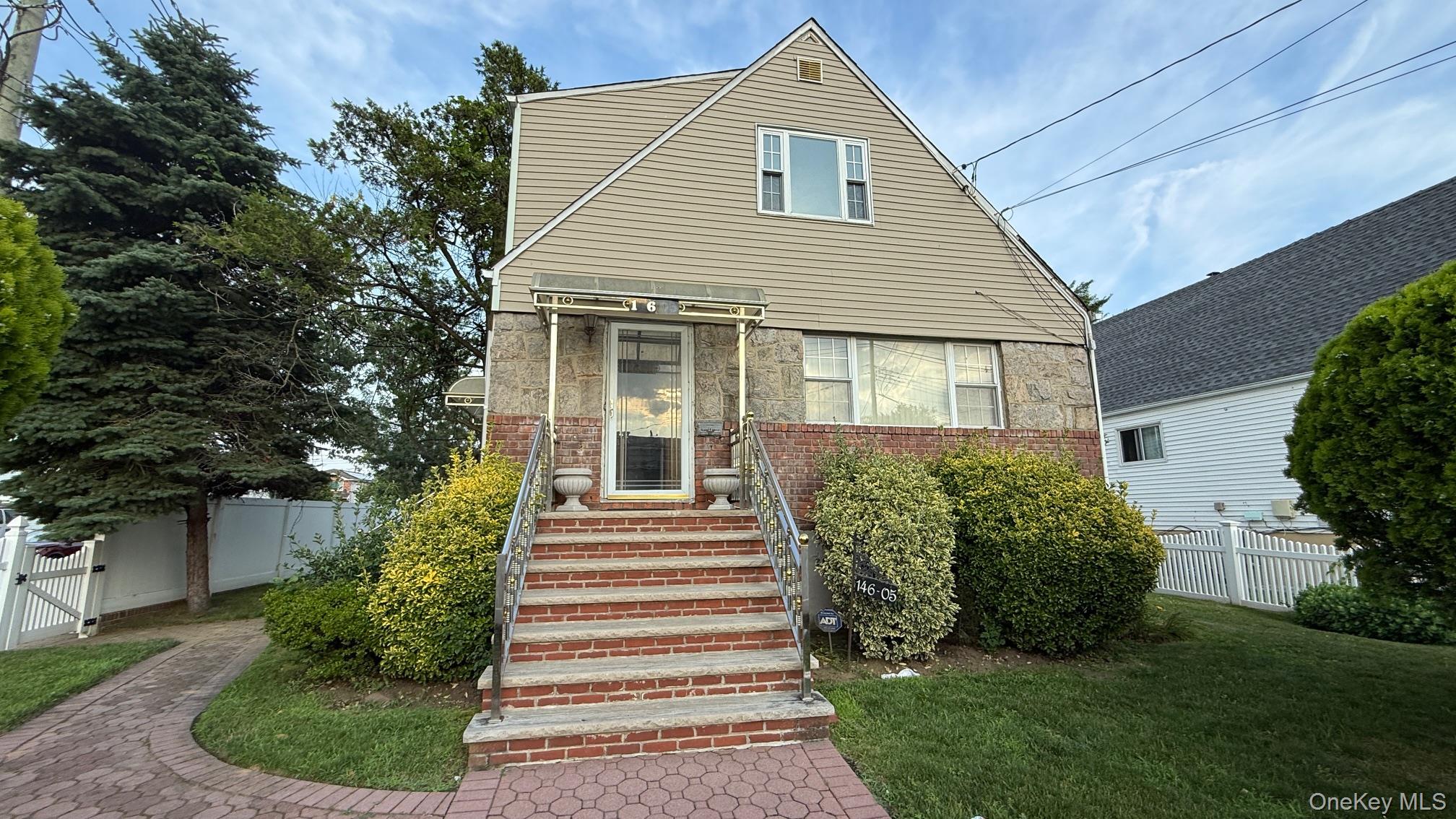 14605 227th Street Property Photo 2