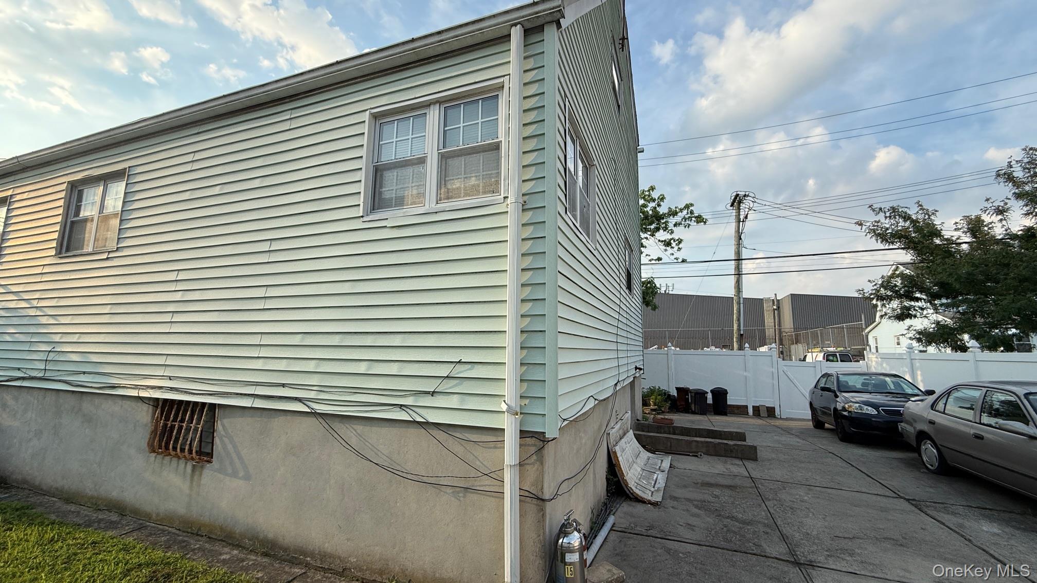 14605 227th Street Property Photo 3