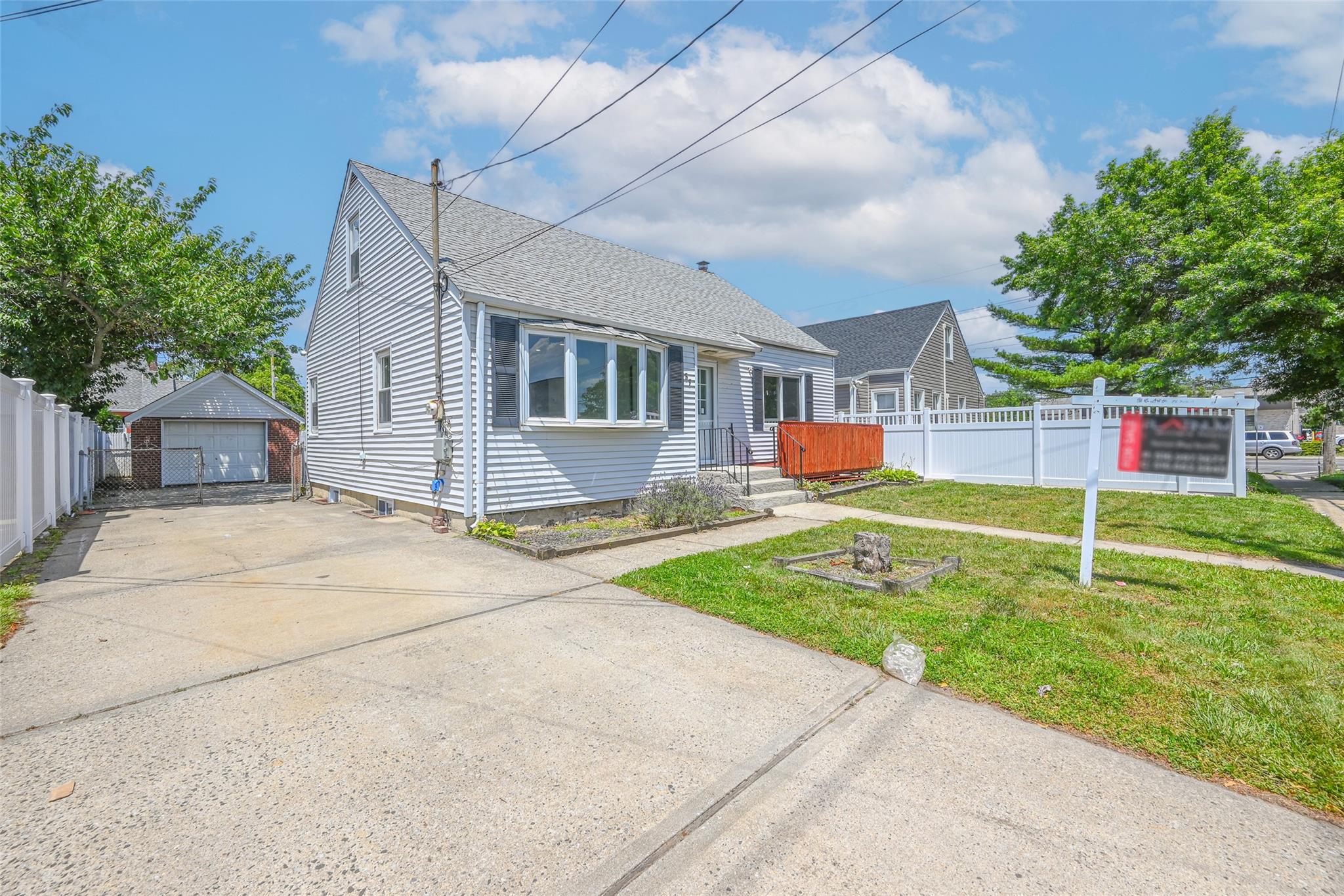 57 Westbury Avenue Property Photo 1