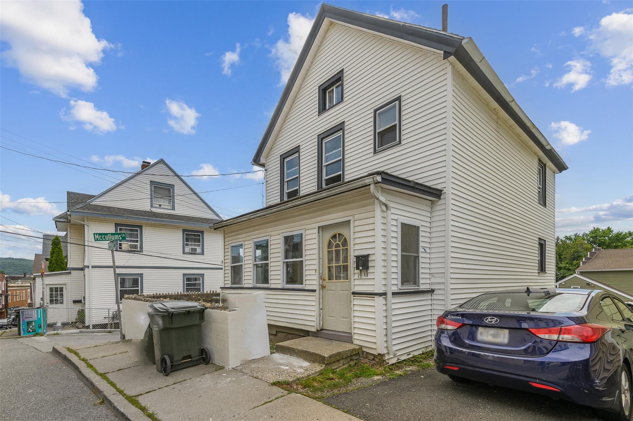 17 Schneider Avenue Property Photo 1