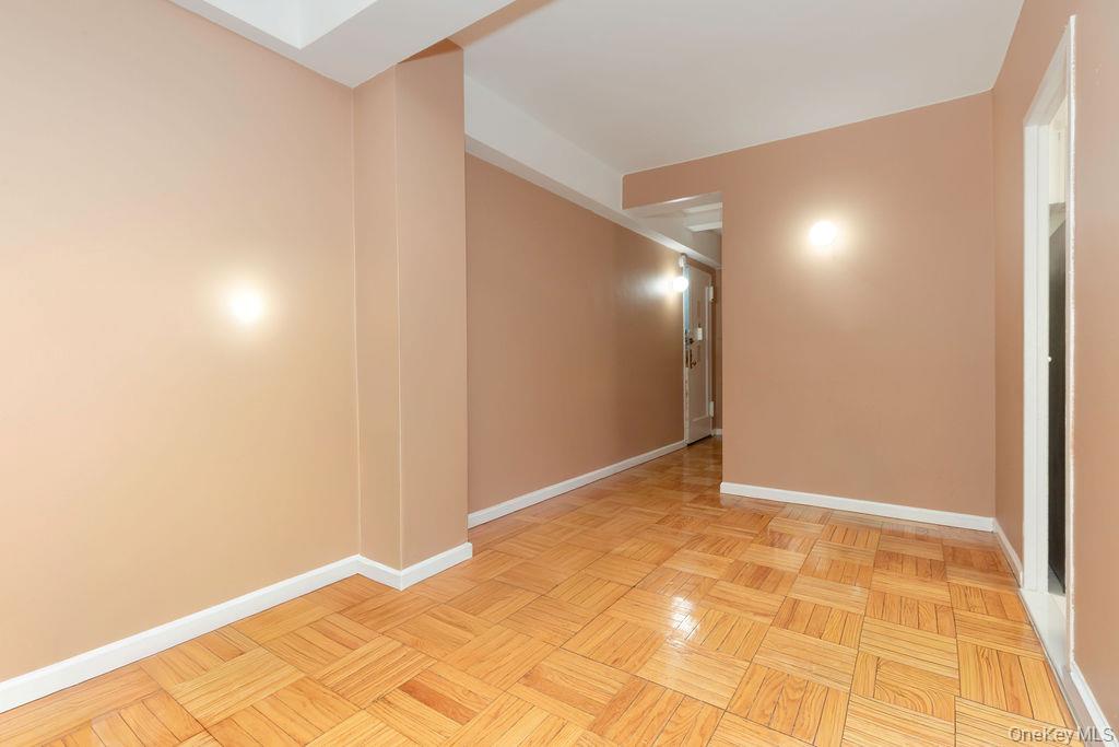 1970 E Tremont Avenue 1c Property Photo 3