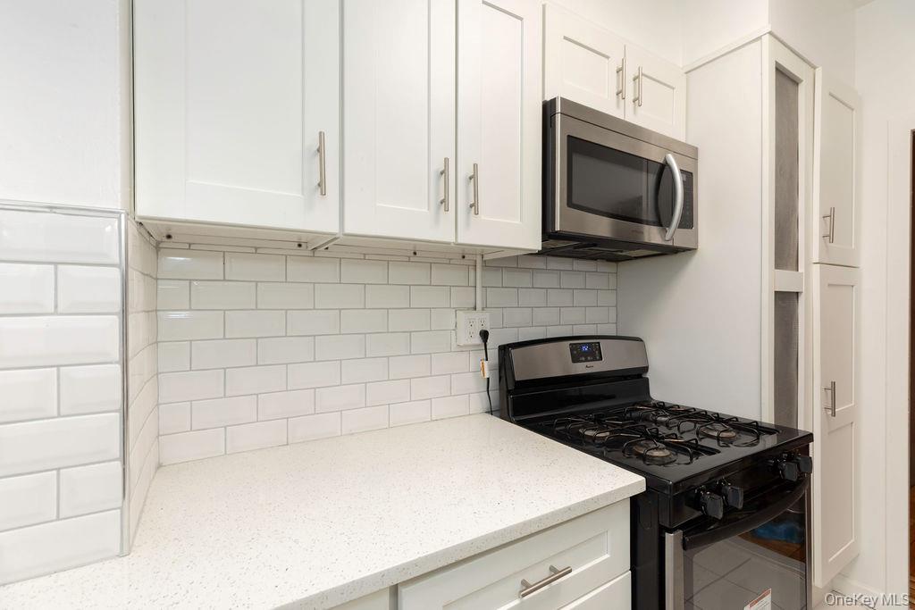 1970 E Tremont Avenue 1c Property Photo 9
