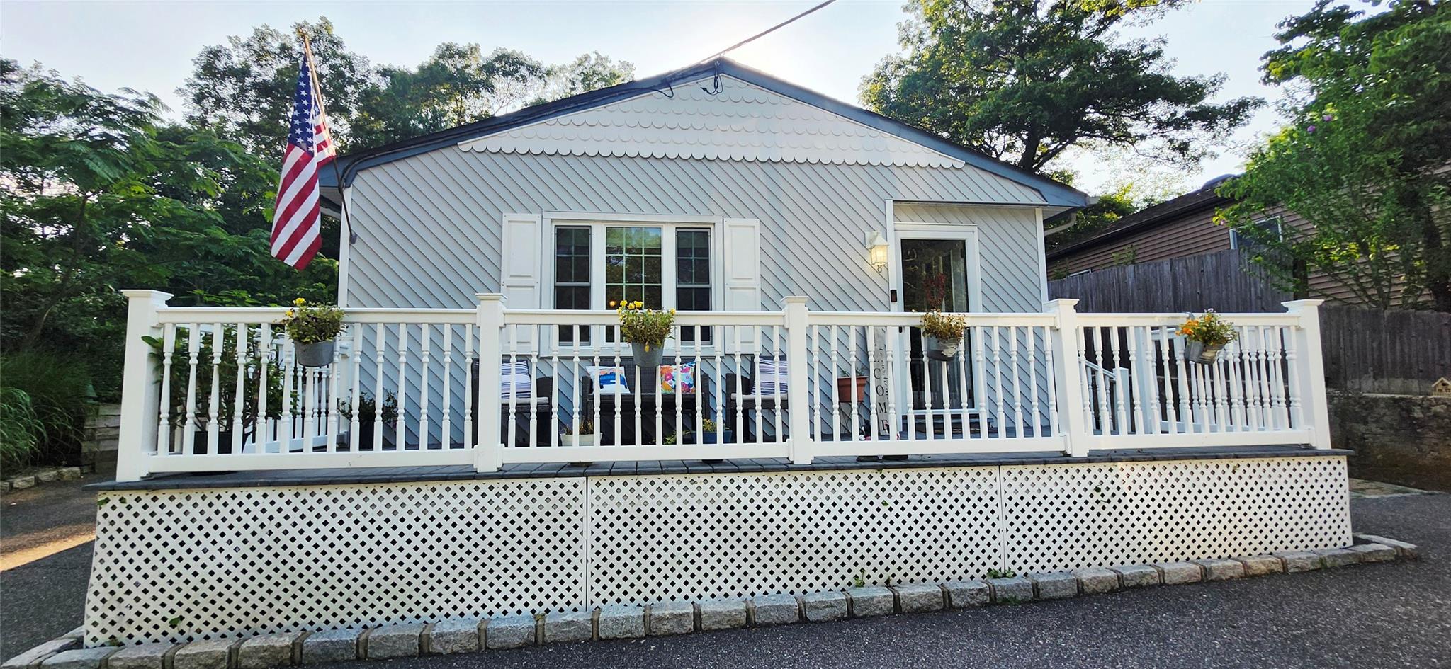 8 Glenwood Place Property Photo 1