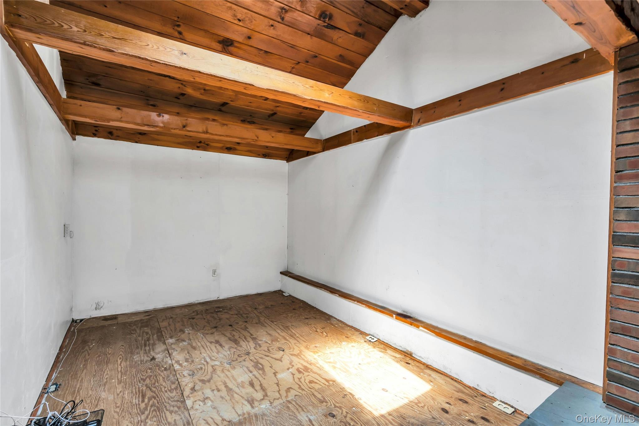 22 Robert Drive Property Photo 8
