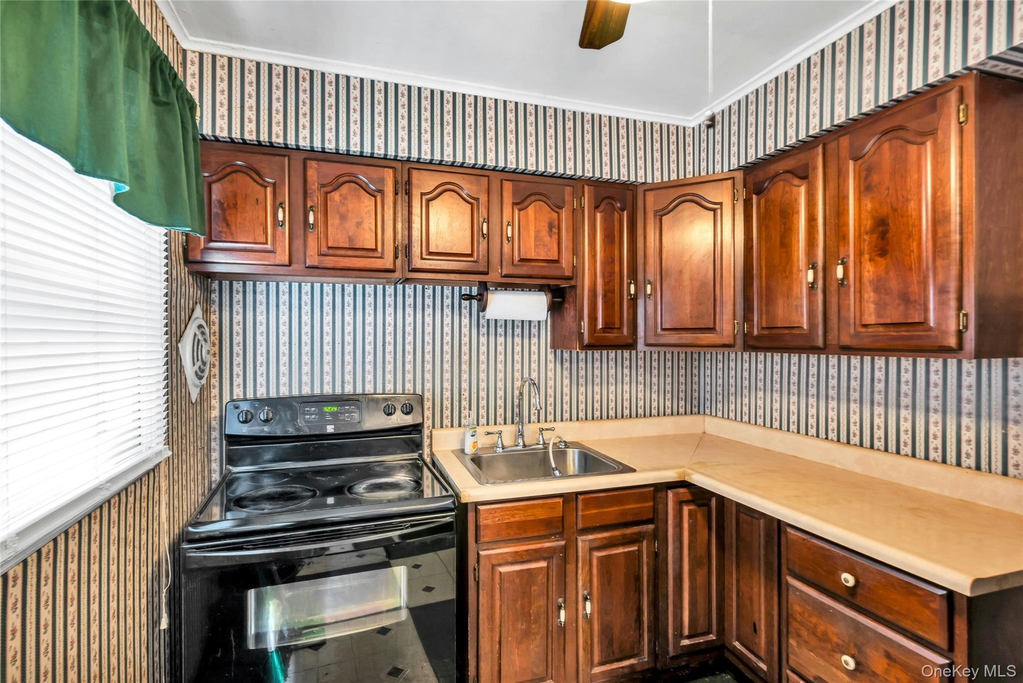 22 Robert Drive Property Photo 10