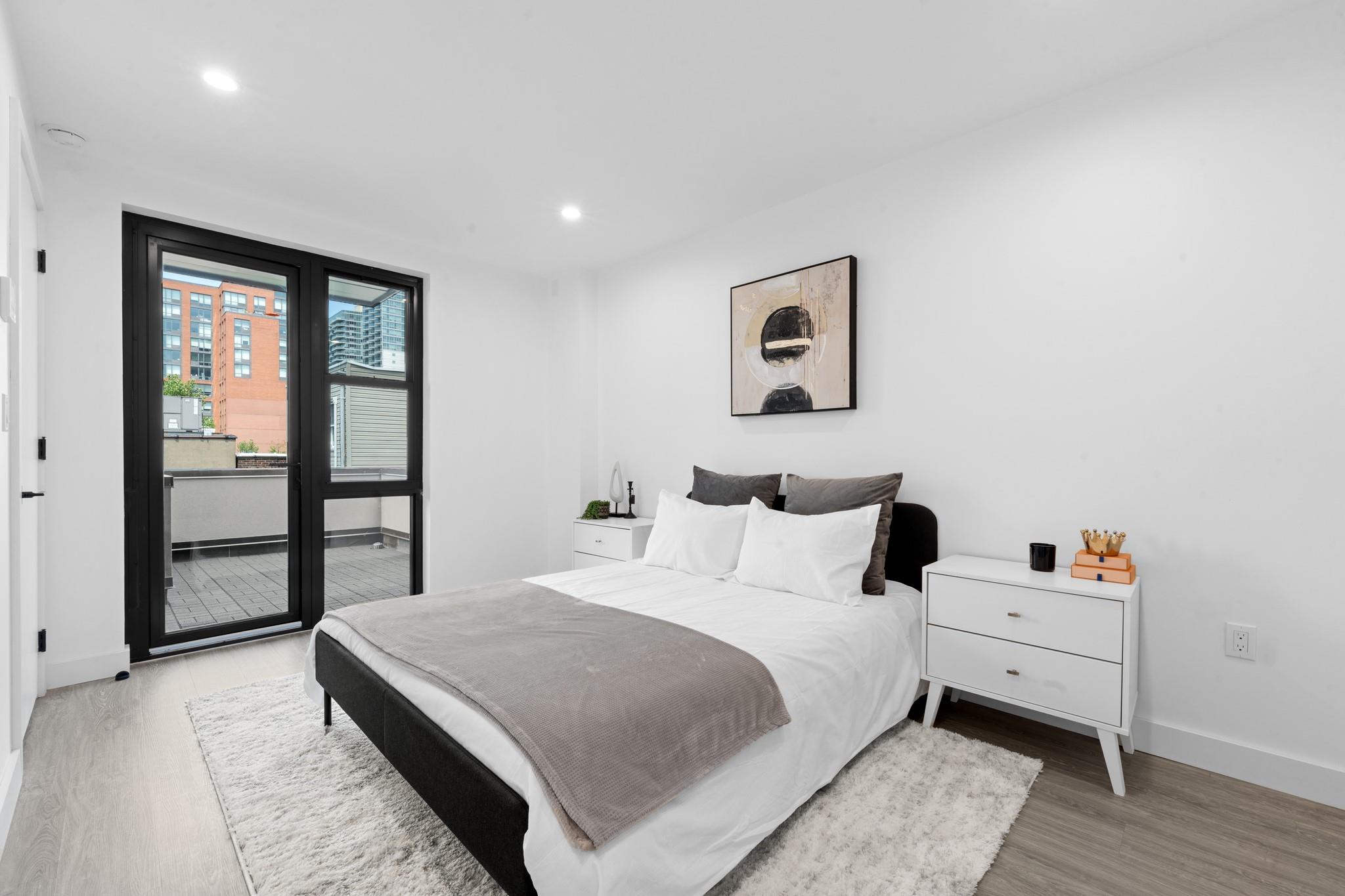 46-40 Vernon Boulevard 2b Property Photo 11