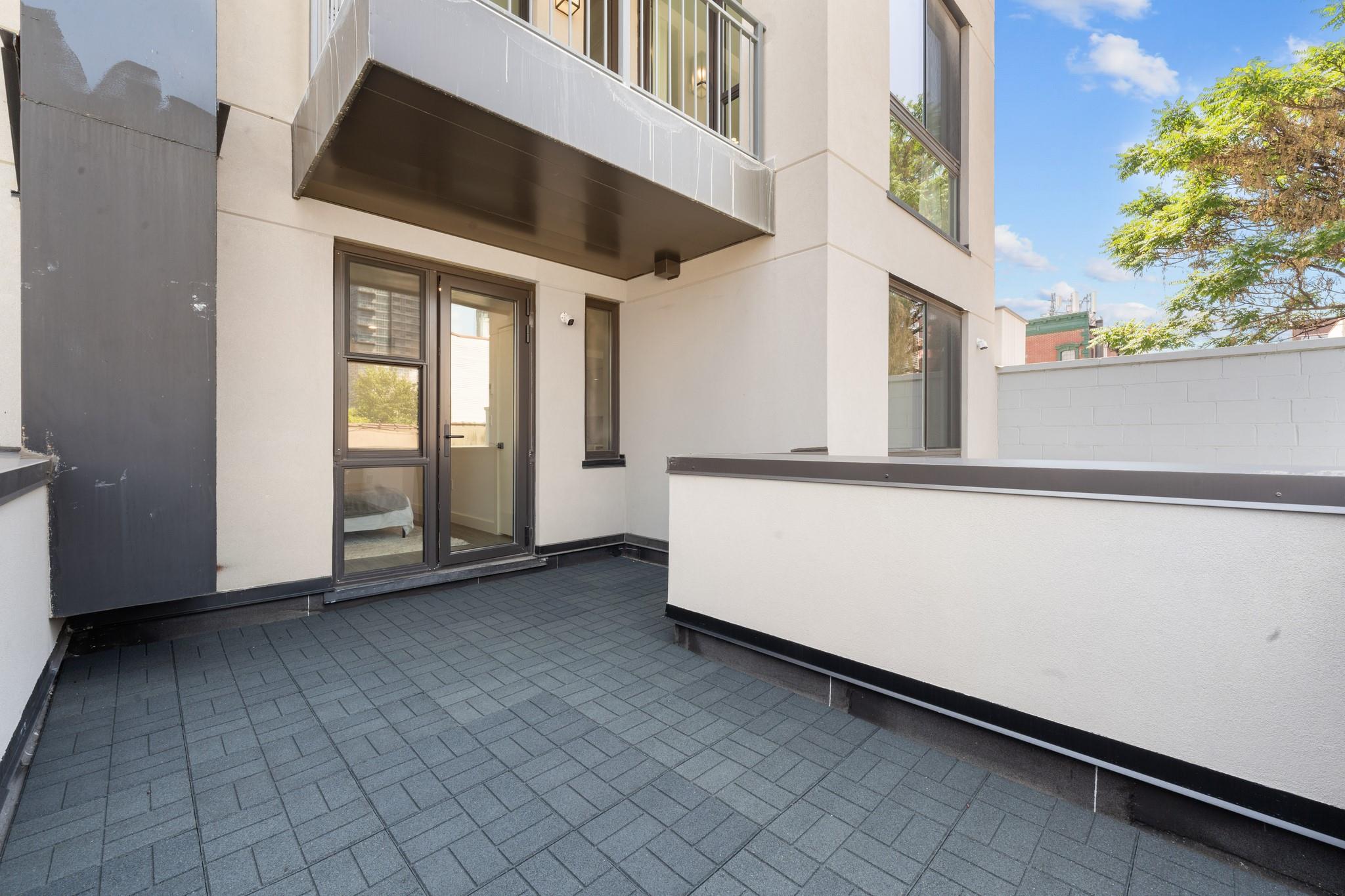 46-40 Vernon Boulevard 2b Property Photo 12