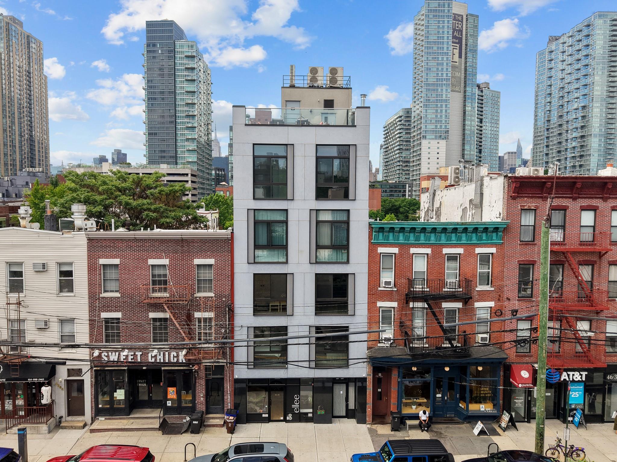 46-40 Vernon Boulevard 2b Property Photo 17