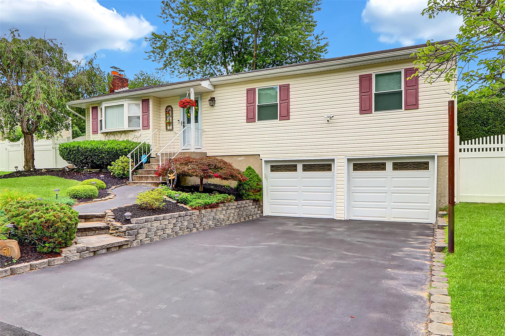50 Brentwood Avenue Property Photo 1