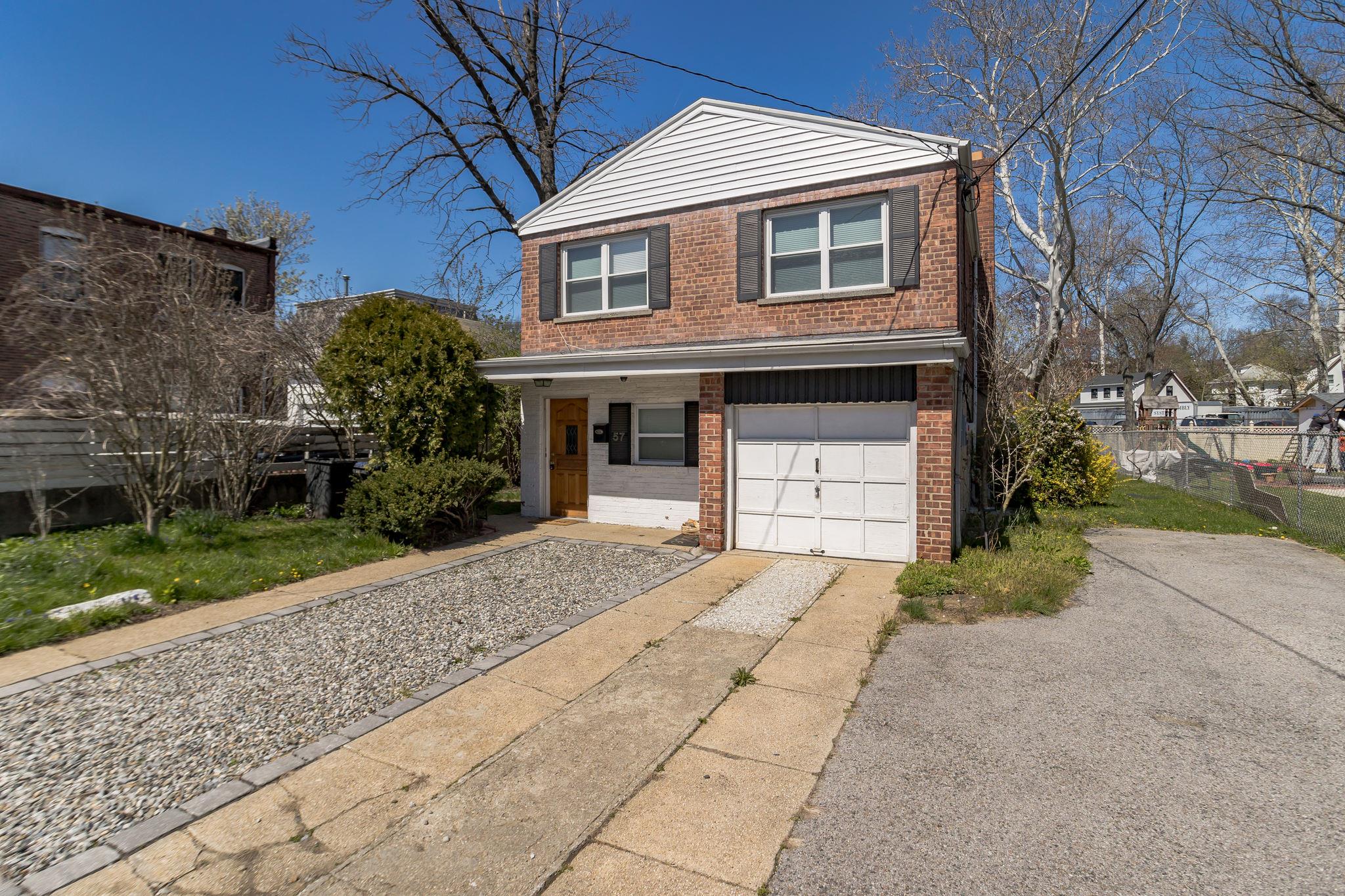 57 7th Street Property Photo 3