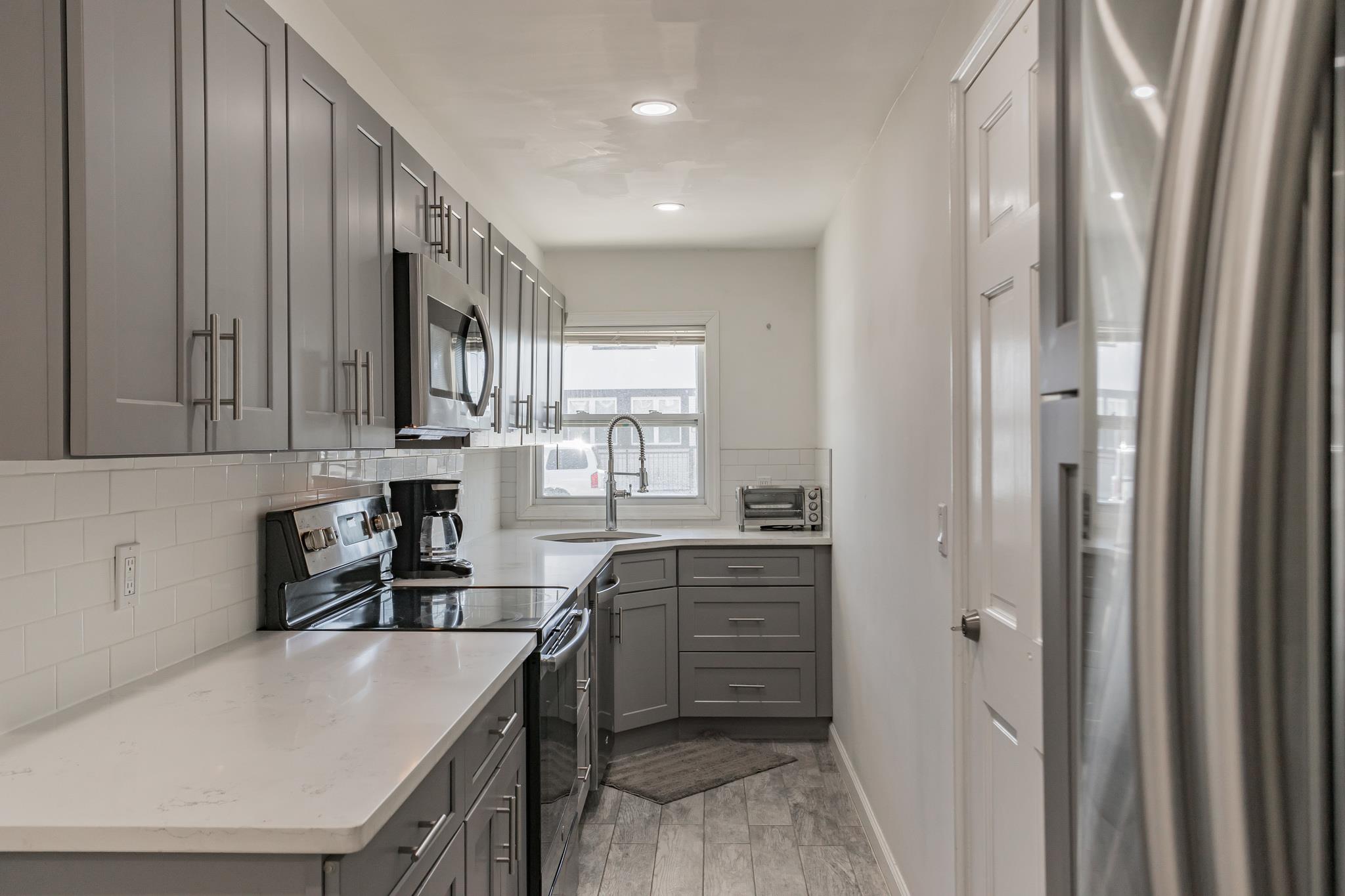57 7th Street Property Photo 12
