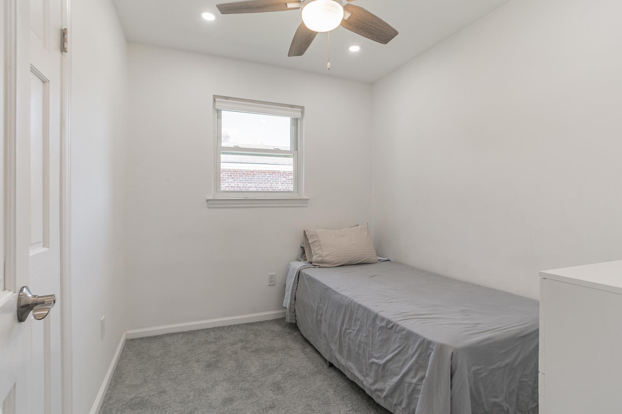 57 7th Street Property Photo 27