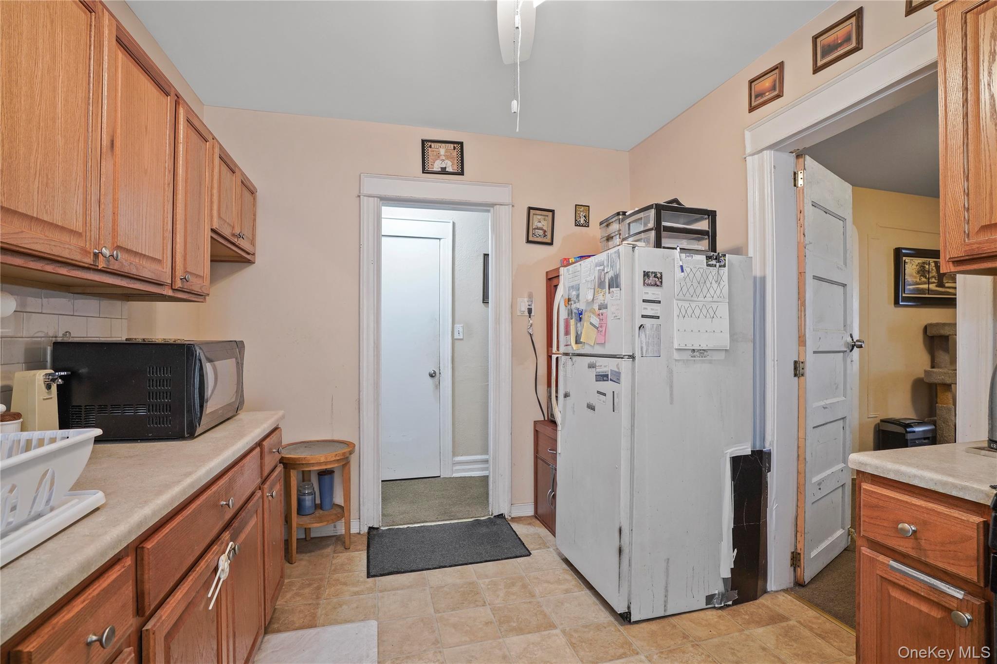 6046 Putnam Avenue Property Photo 16