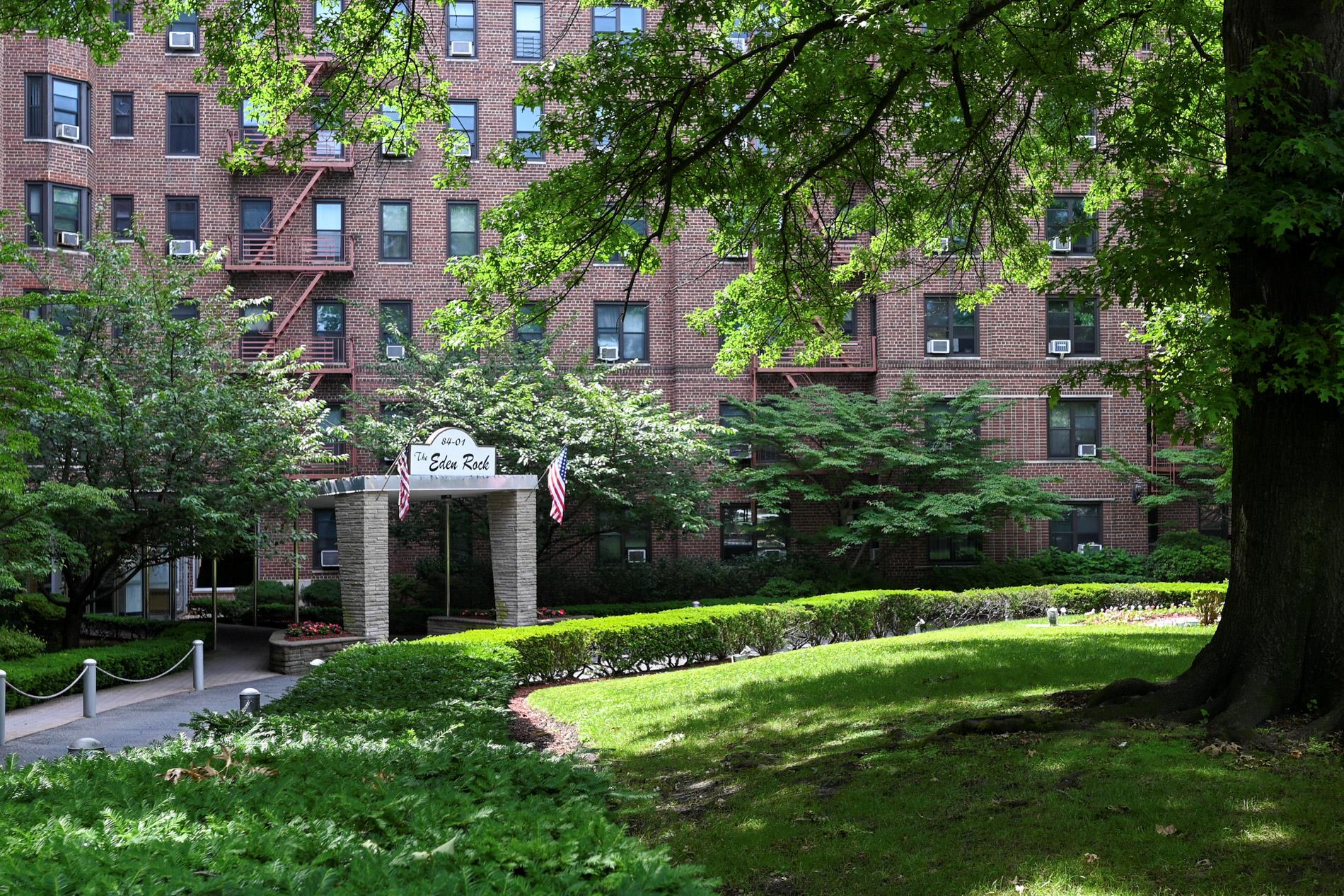 84-01 Main St 410