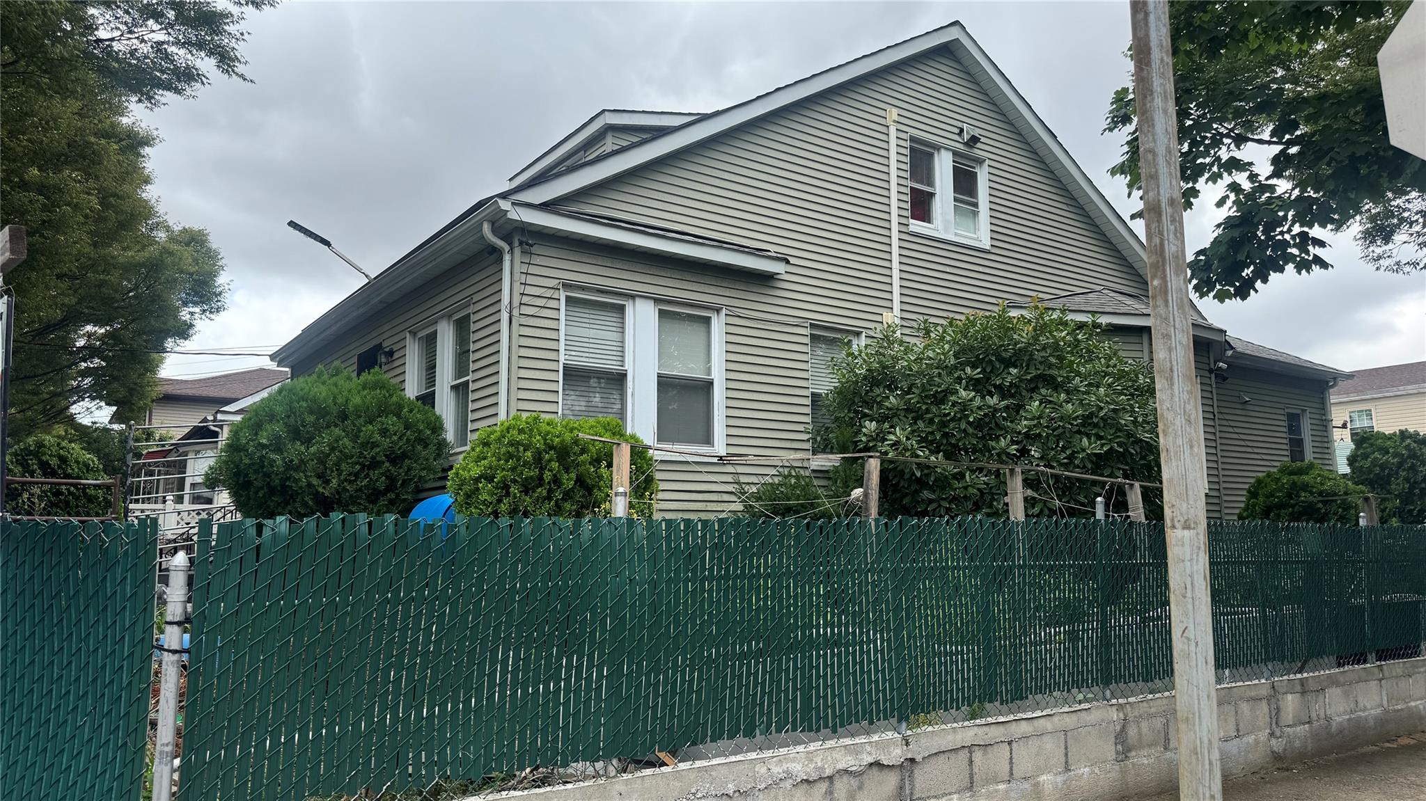 12302 153rd Street Property Photo 1