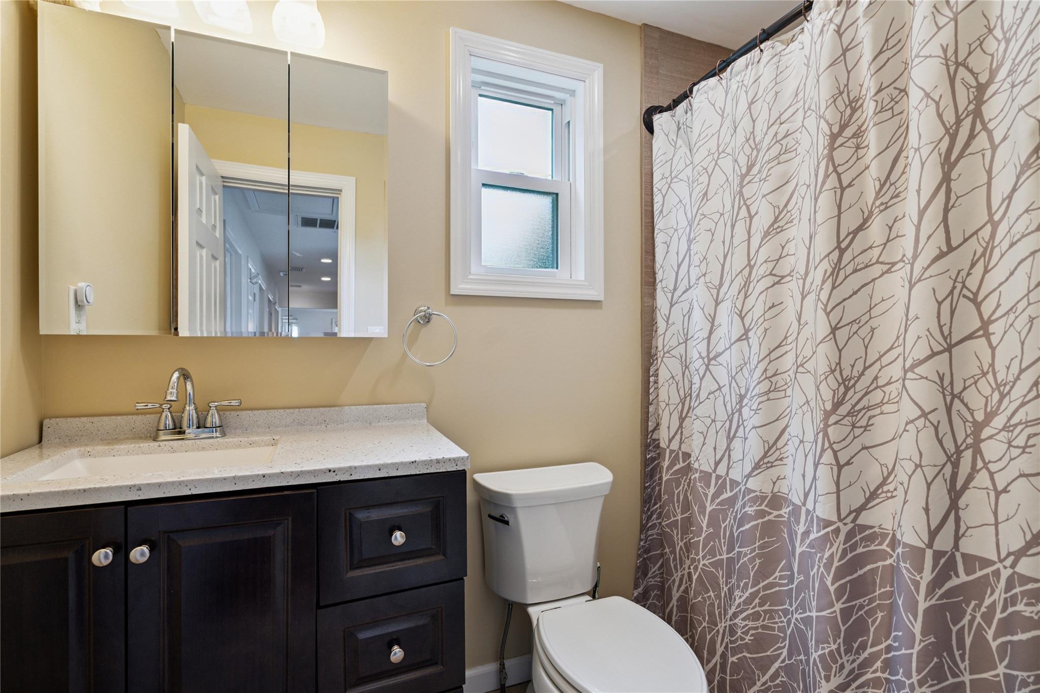 25 Woodycrest Drive Property Photo 15