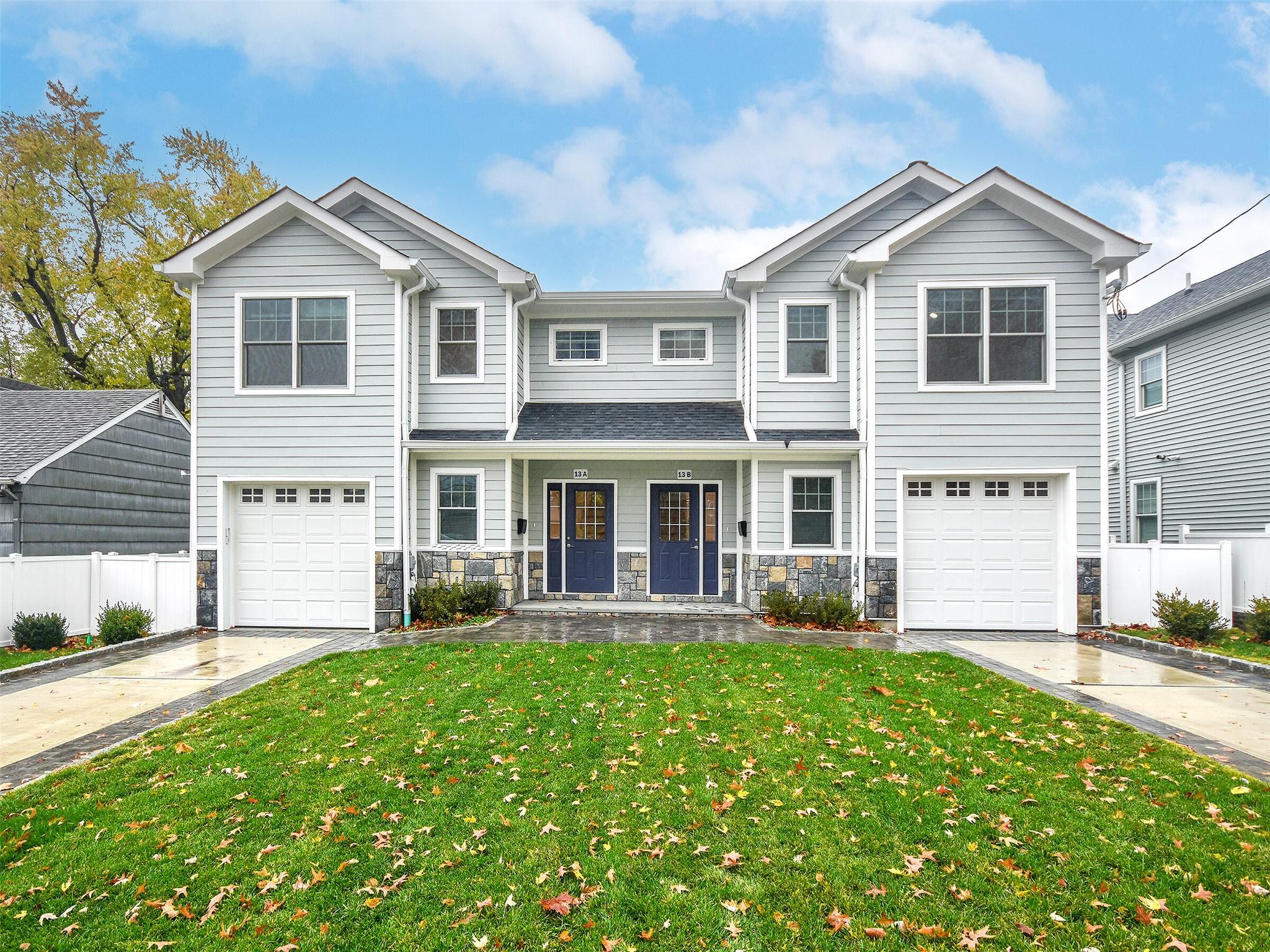 13 Dunes Lane A And B