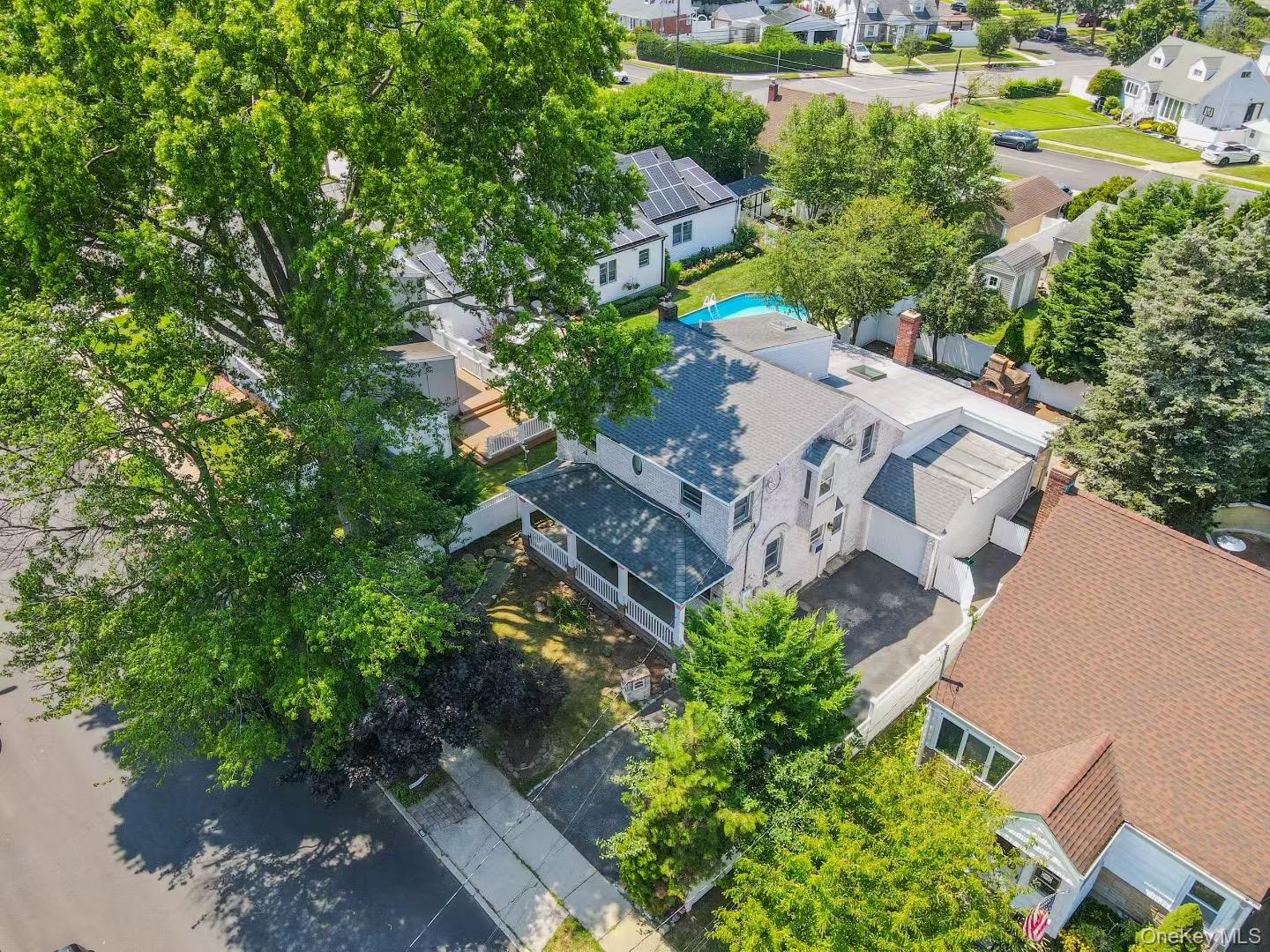 1815 Maurice Avenue Property Photo 1