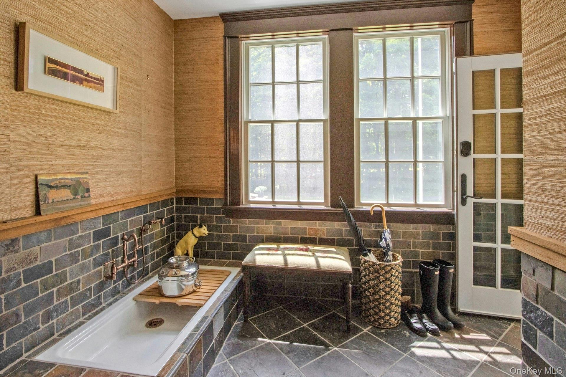 314 Haverstraw Road Property Photo 14