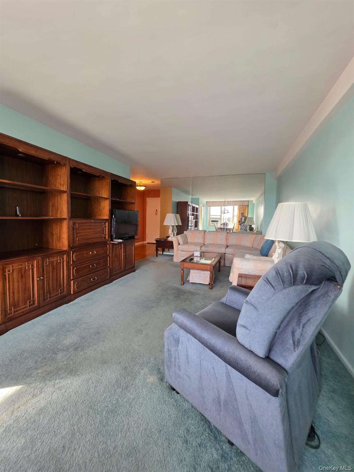 210-15 23rd Avenue 4e Property Photo 4