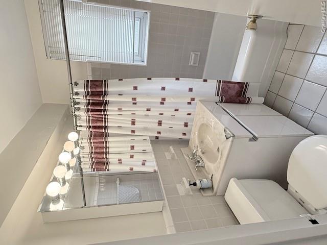 210-15 23rd Avenue 4e Property Photo 8