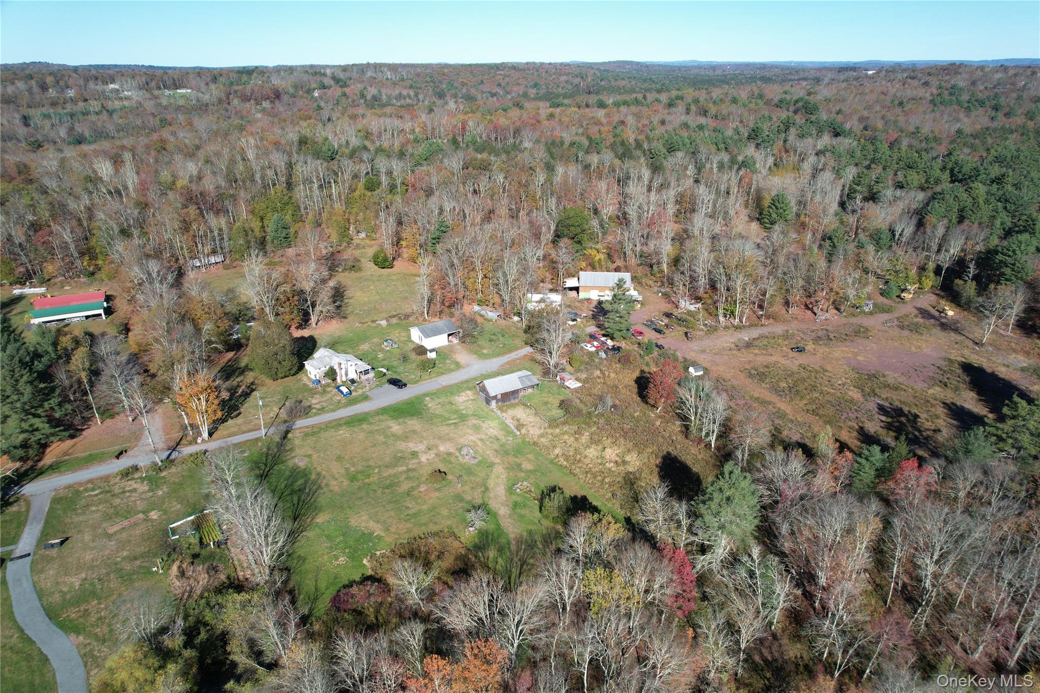 41 Martin Lane Property Photo 6
